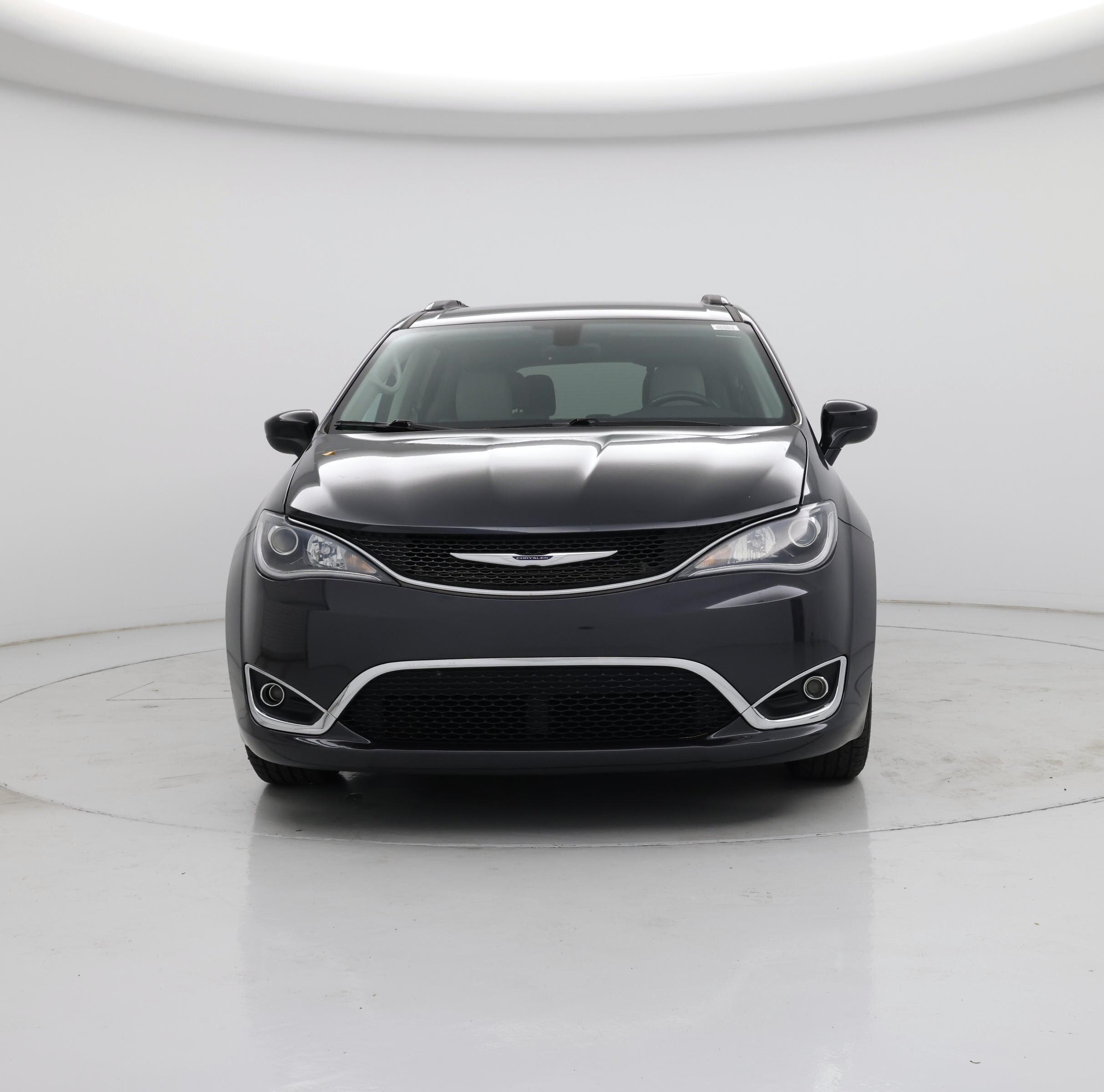 Thumbnail: 2019 Chrysler Pacifica - 5