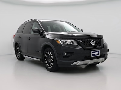 Black 2020 Nissan Pathfinder SL