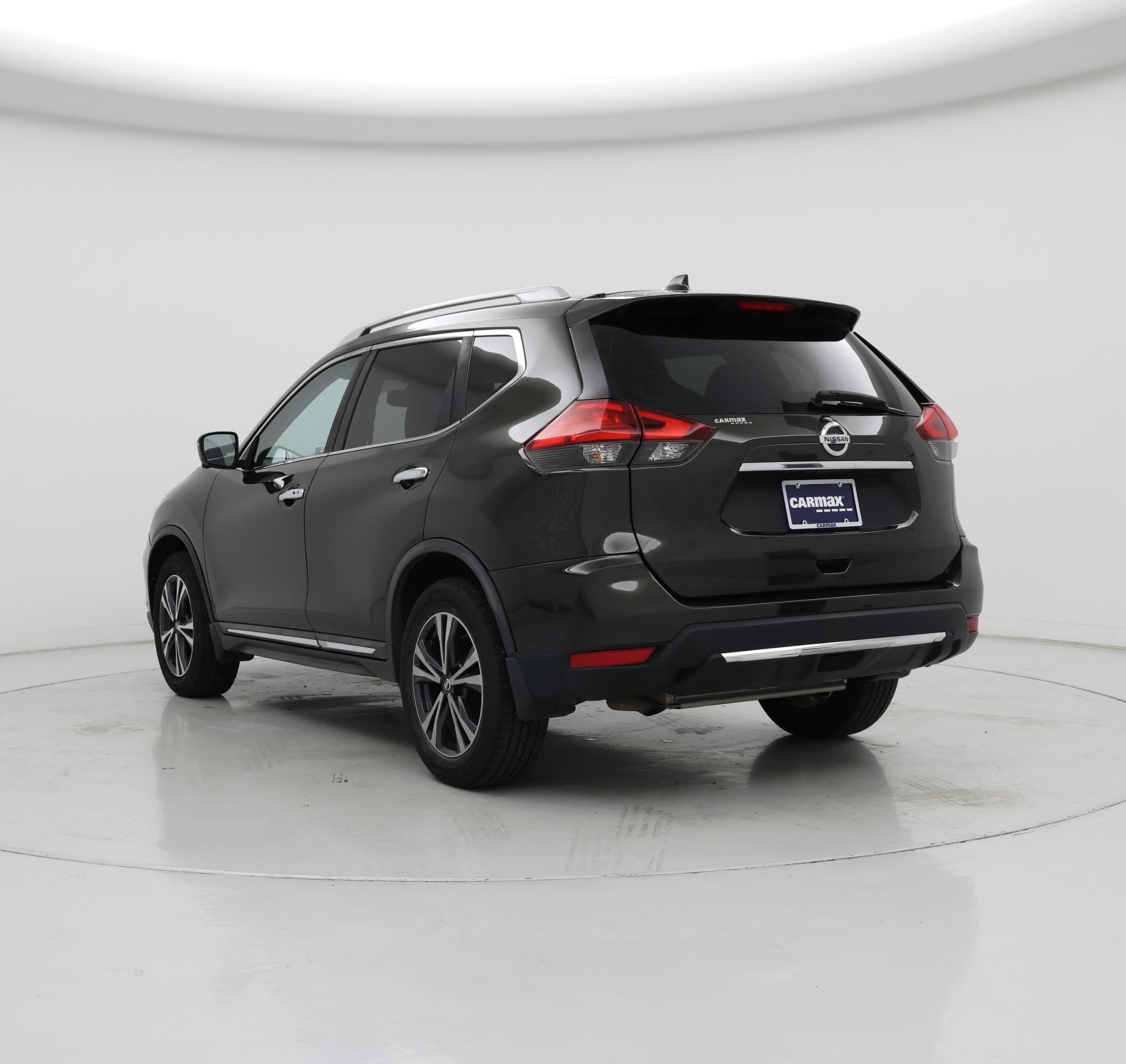 Thumbnail: 2017 Nissan Rogue - 2