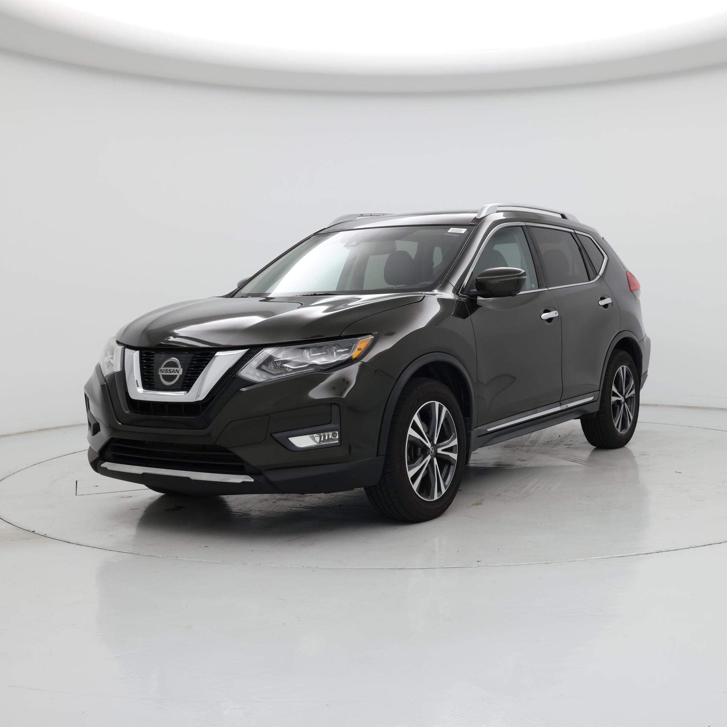 Thumbnail: 2017 Nissan Rogue - 4