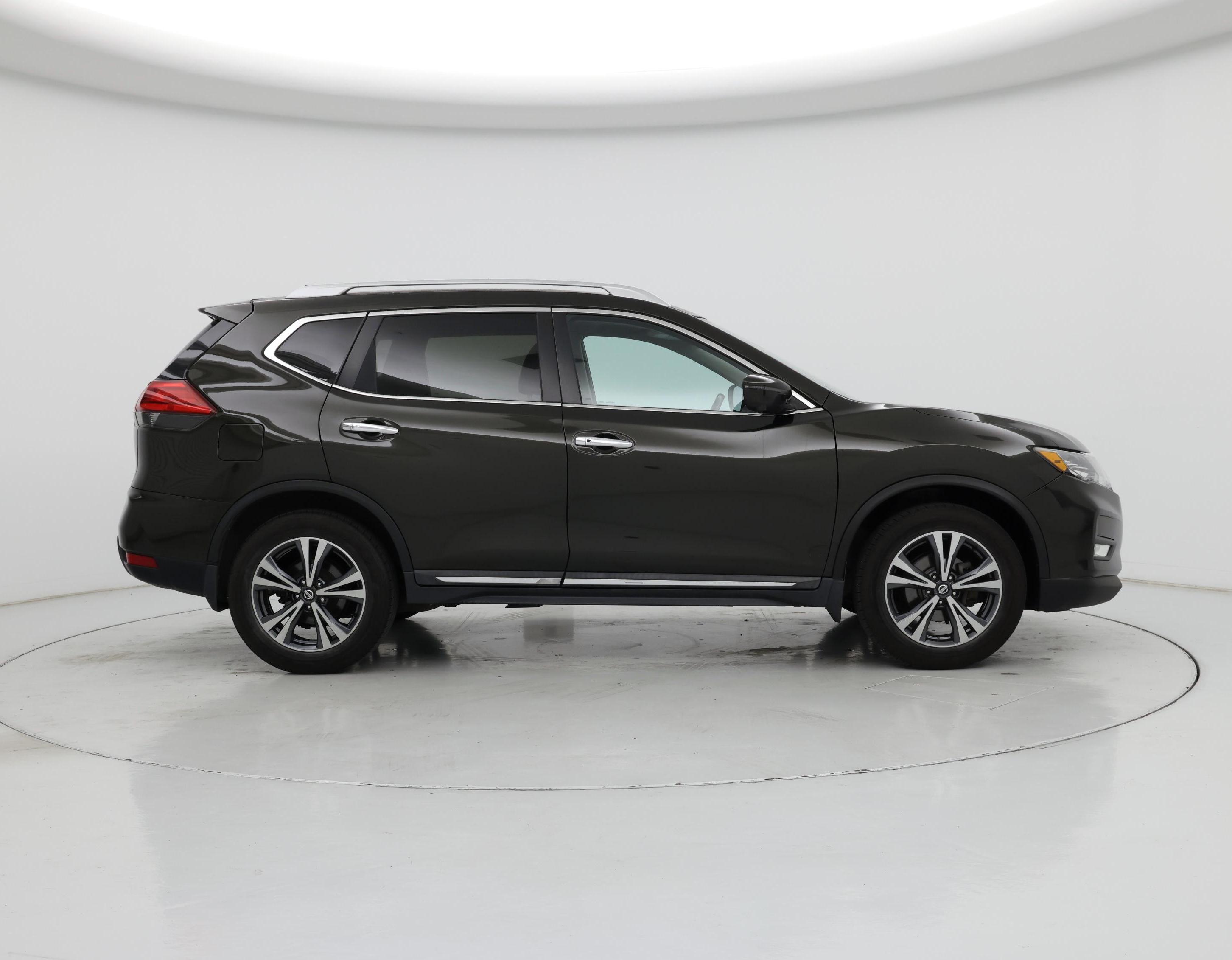 Thumbnail: 2017 Nissan Rogue - 7