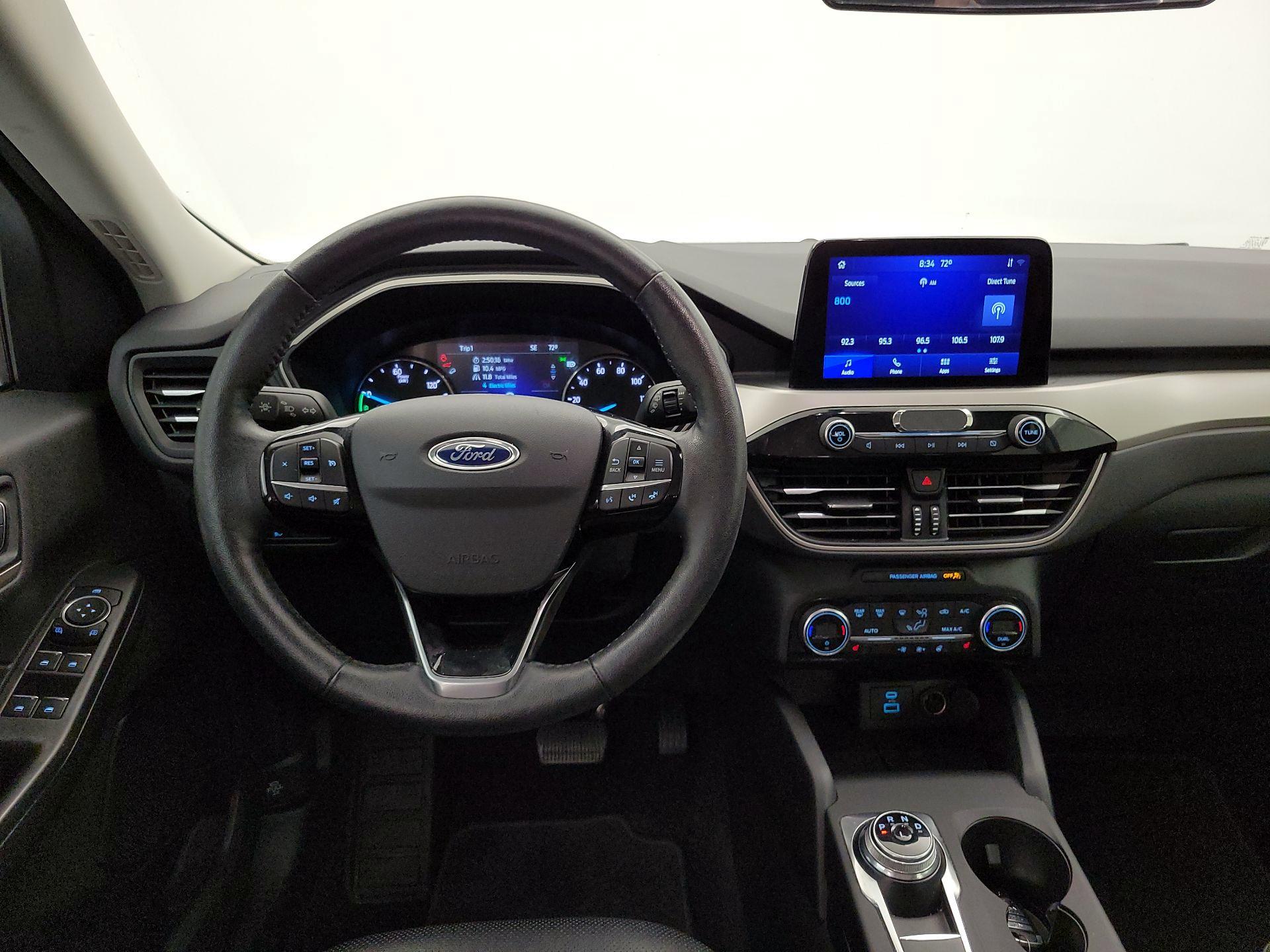 Thumbnail: 2021 Ford Escape - 10