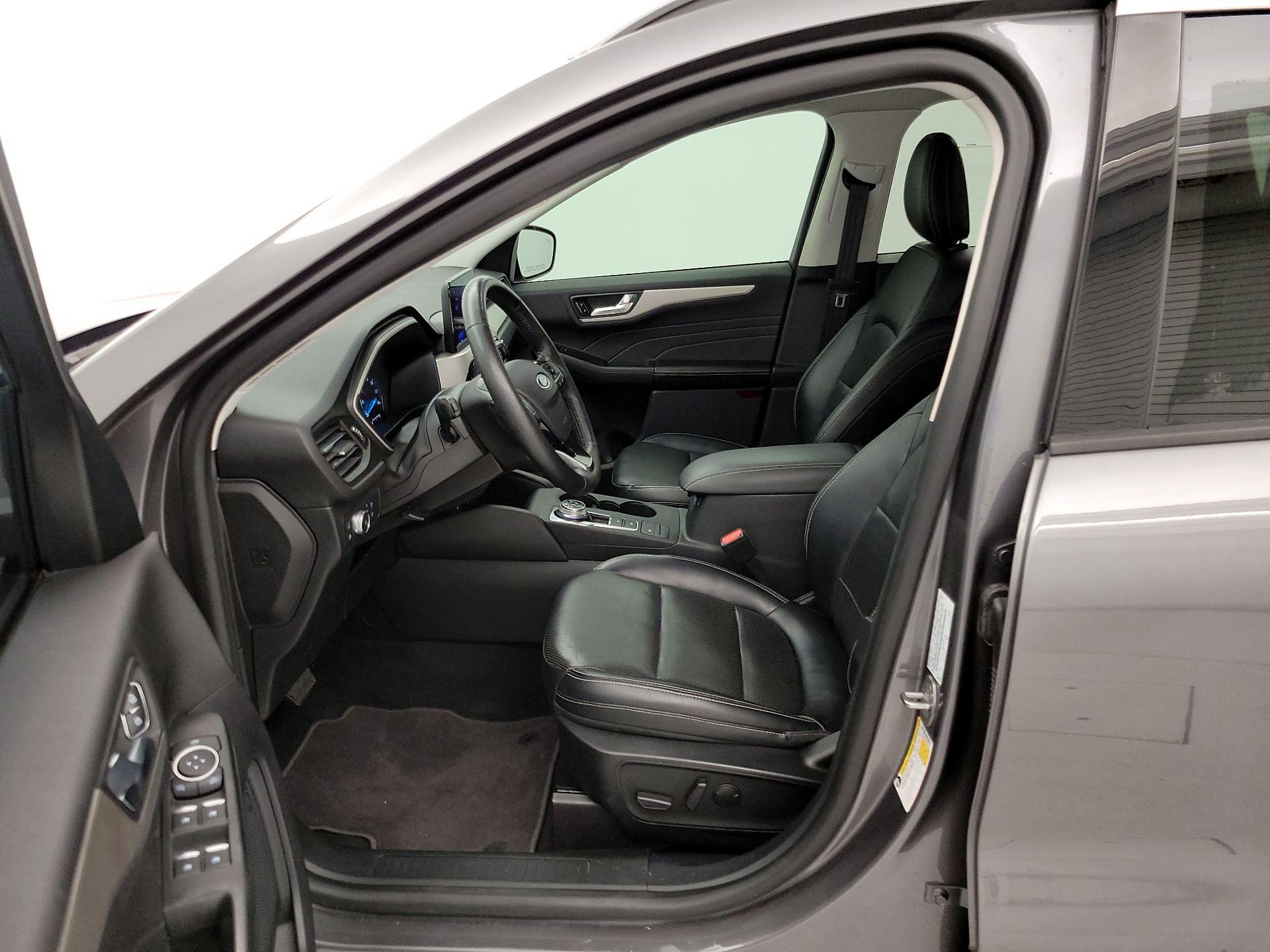 Thumbnail: 2021 Ford Escape - 11