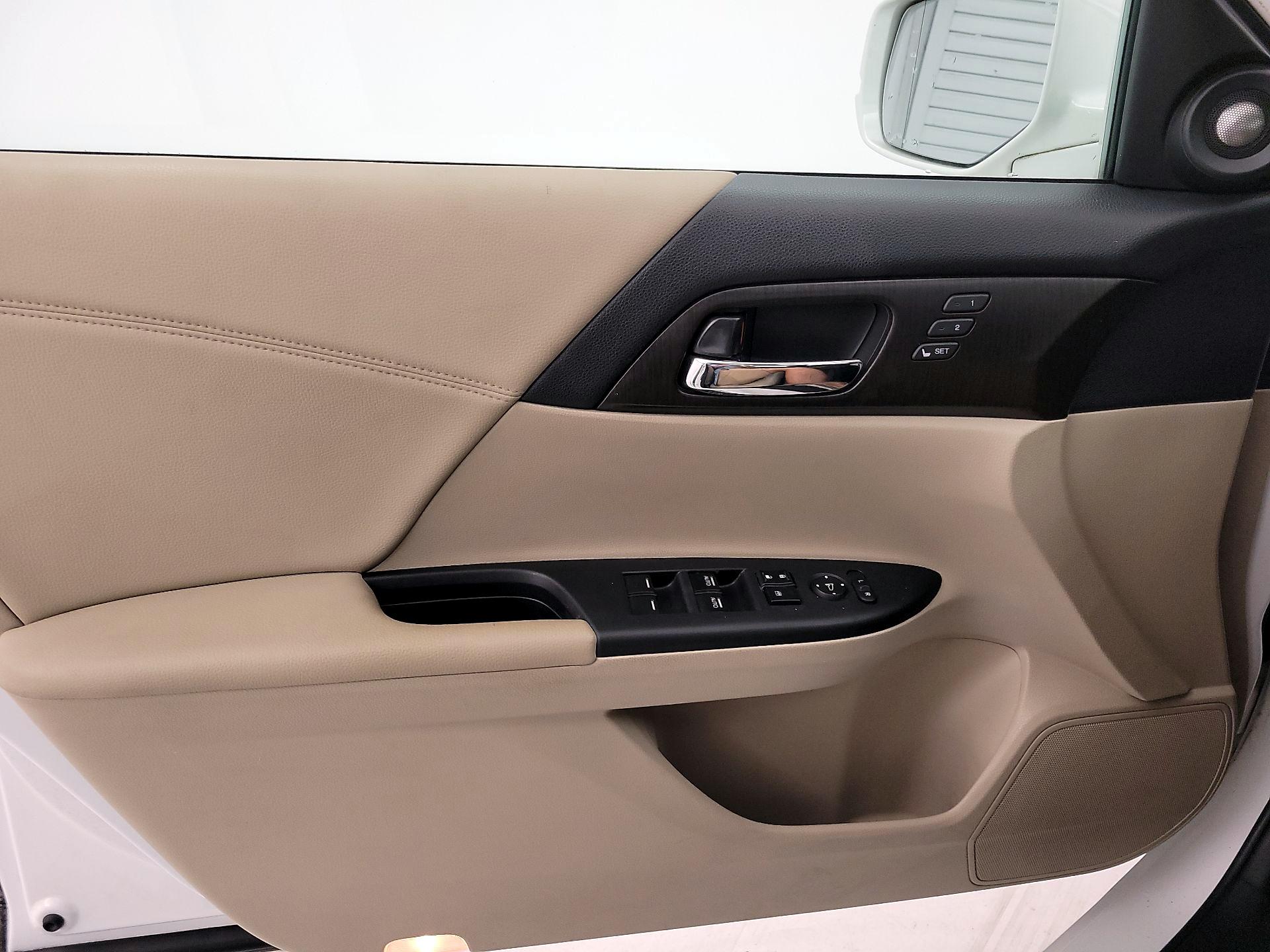 Thumbnail: 2014 Honda Accord - 12