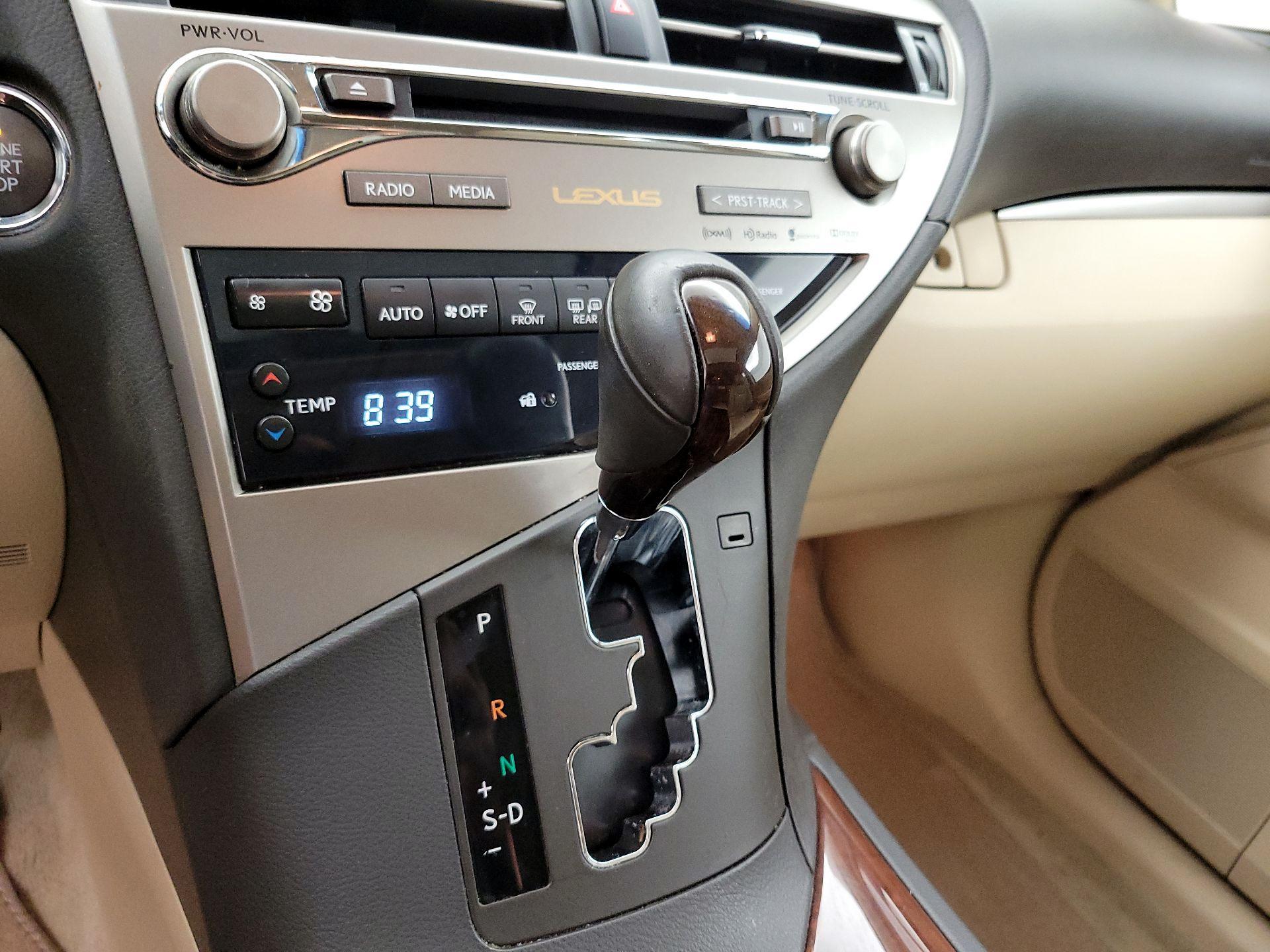 Thumbnail: 2013 Lexus RX - 18