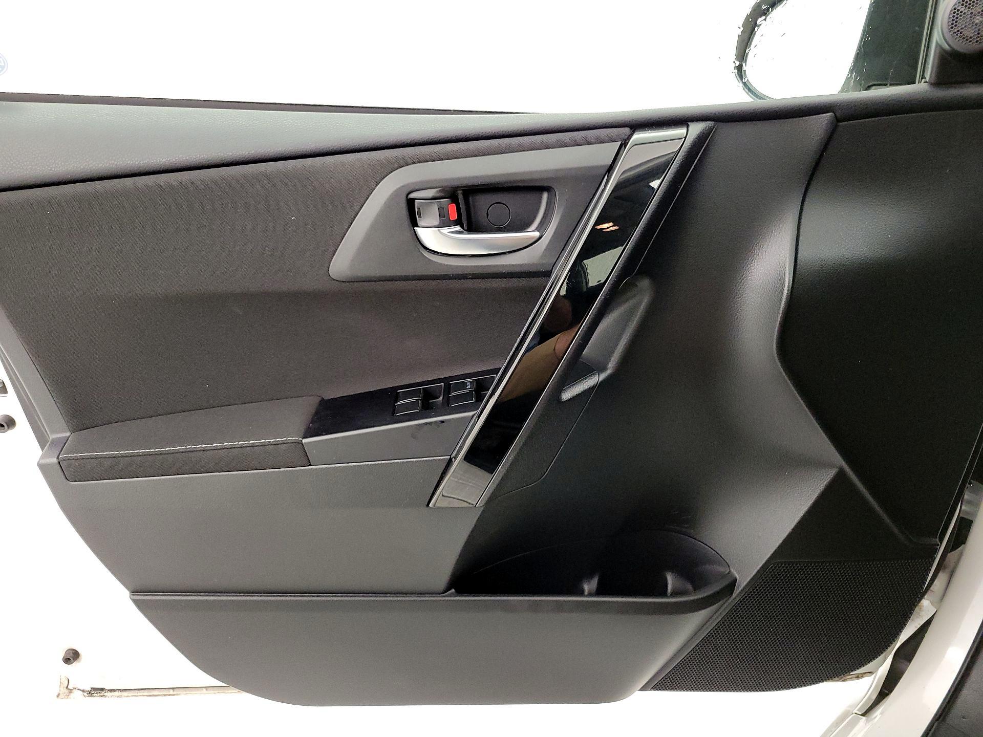 Thumbnail: 2016 Scion iM - 12