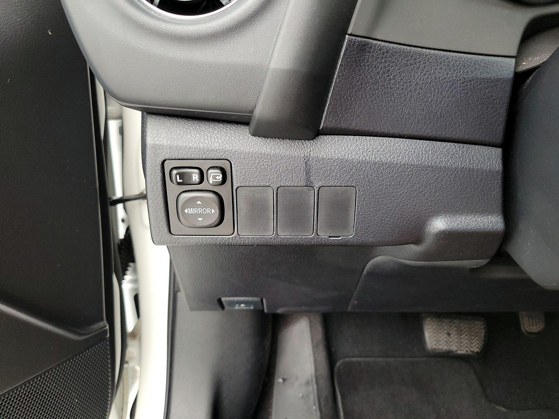 Thumbnail: 2016 Scion iM - 13