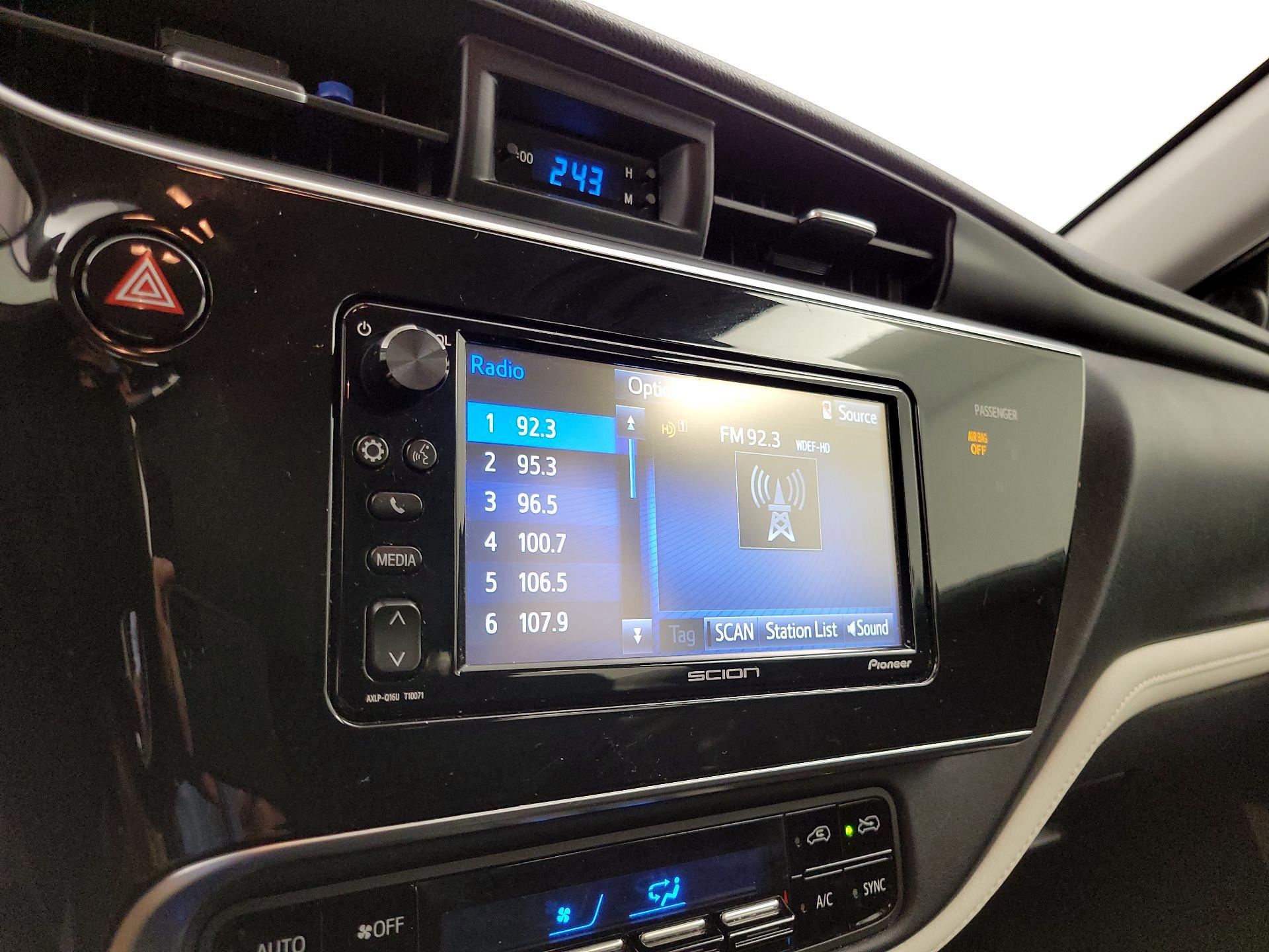 Thumbnail: 2016 Scion iM - 15