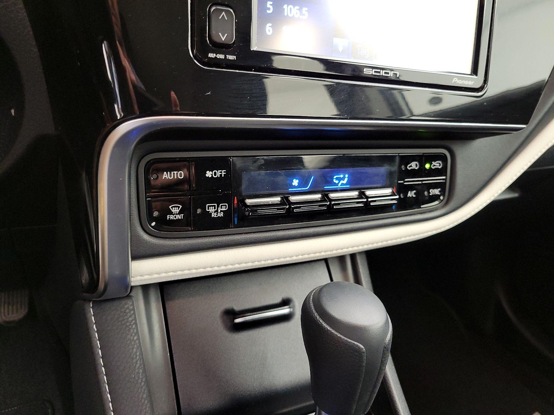 Thumbnail: 2016 Scion iM - 16