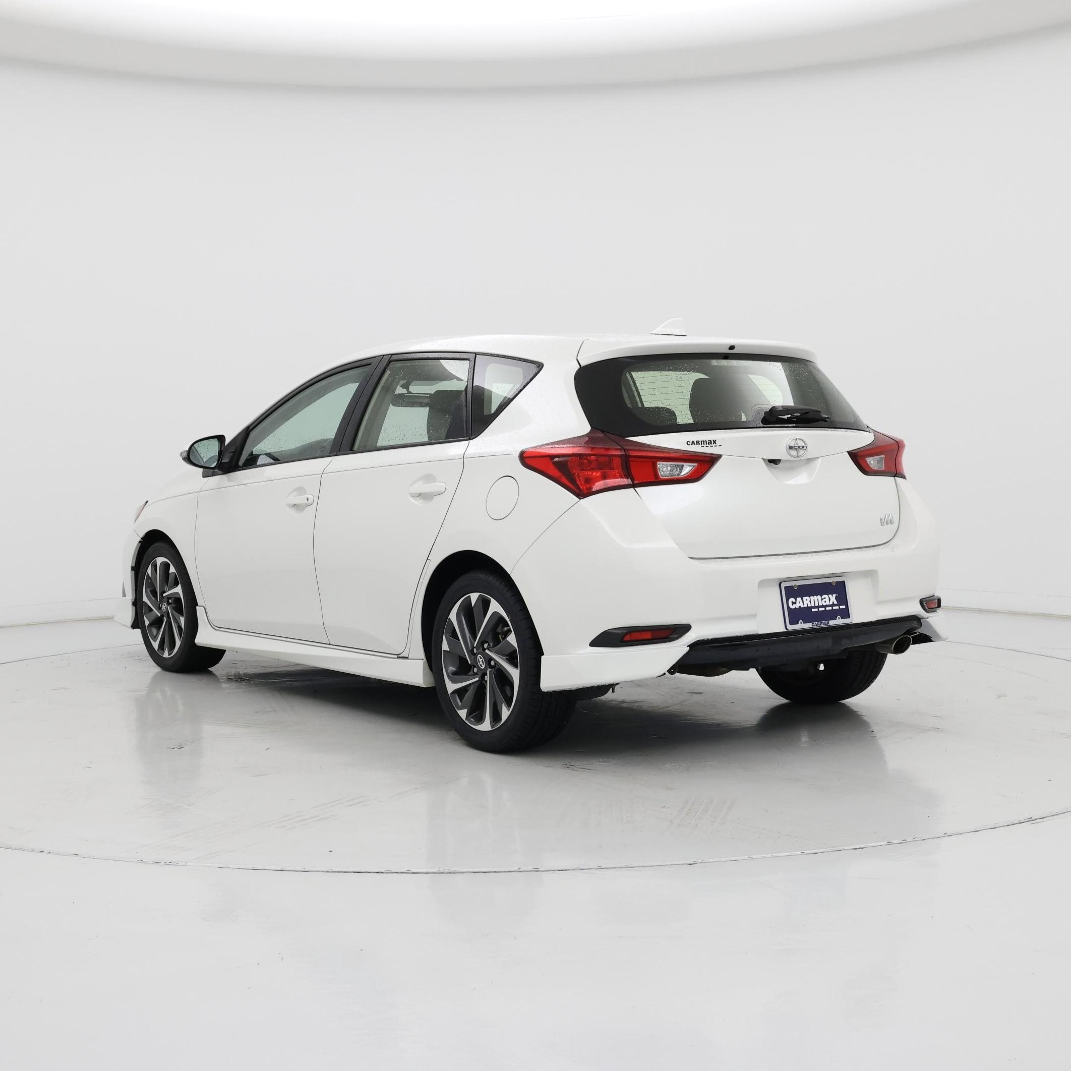 Thumbnail: 2016 Scion iM - 2