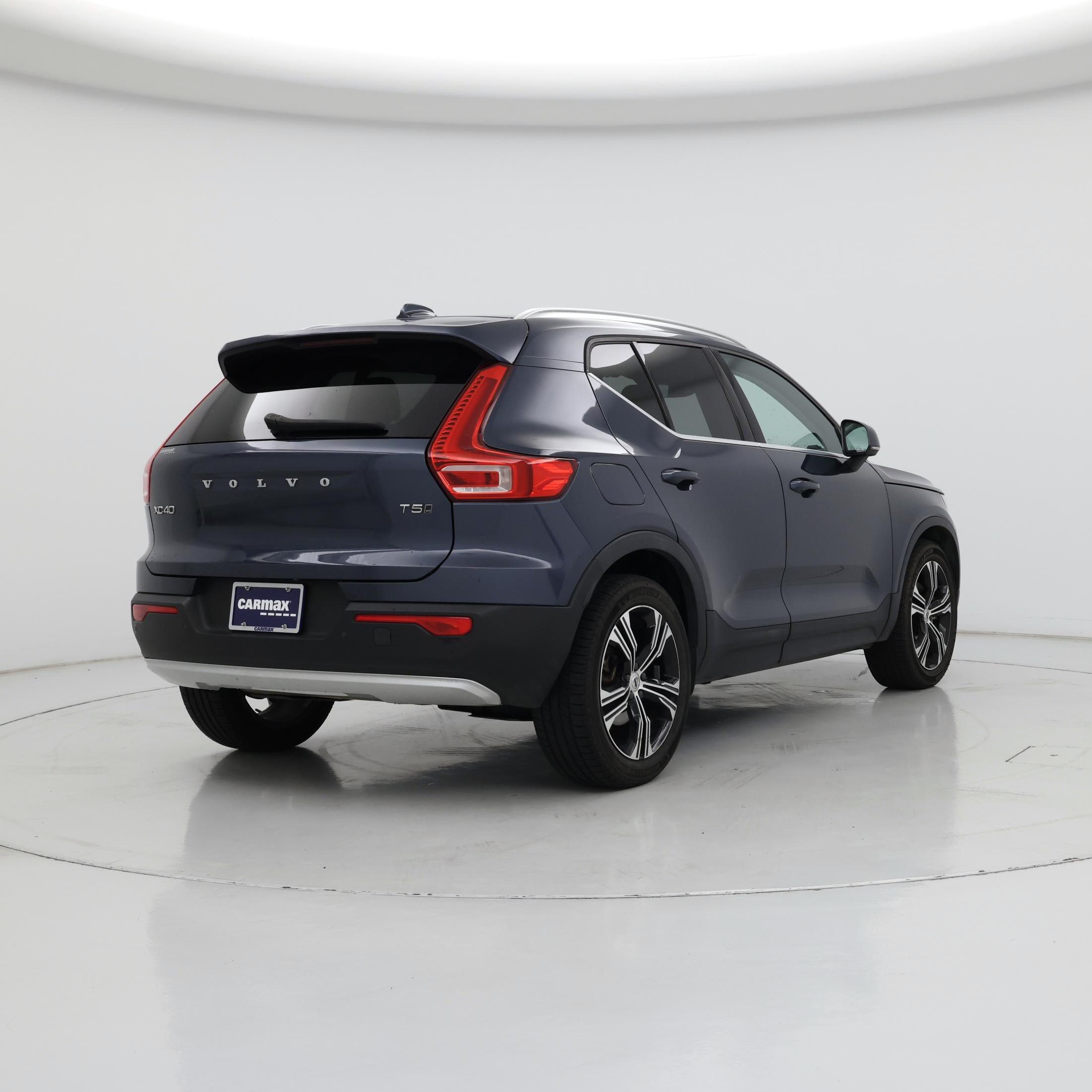 Thumbnail: 2021 Volvo XC40 - 8