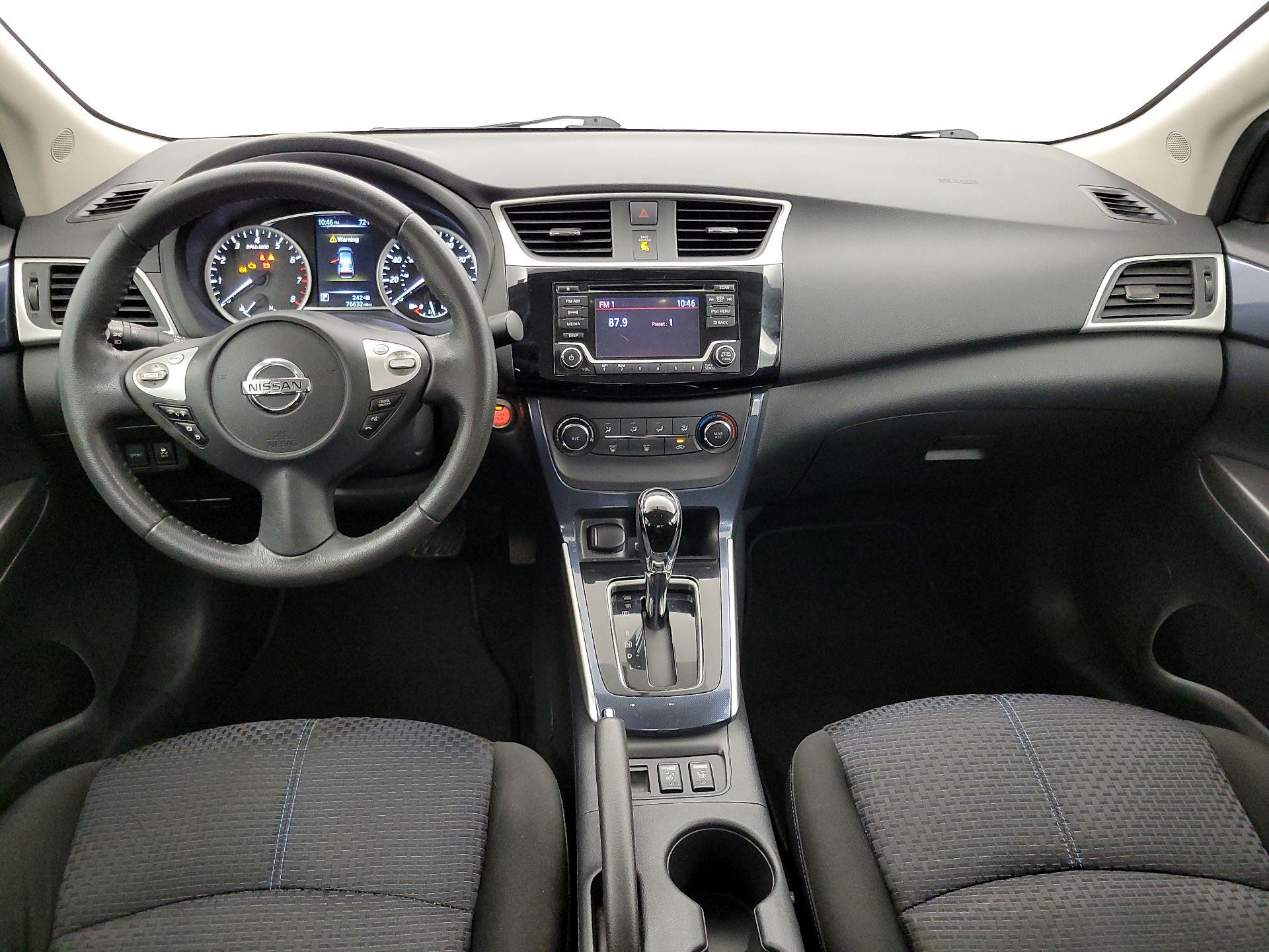 Thumbnail: 2017 Nissan Sentra - 9