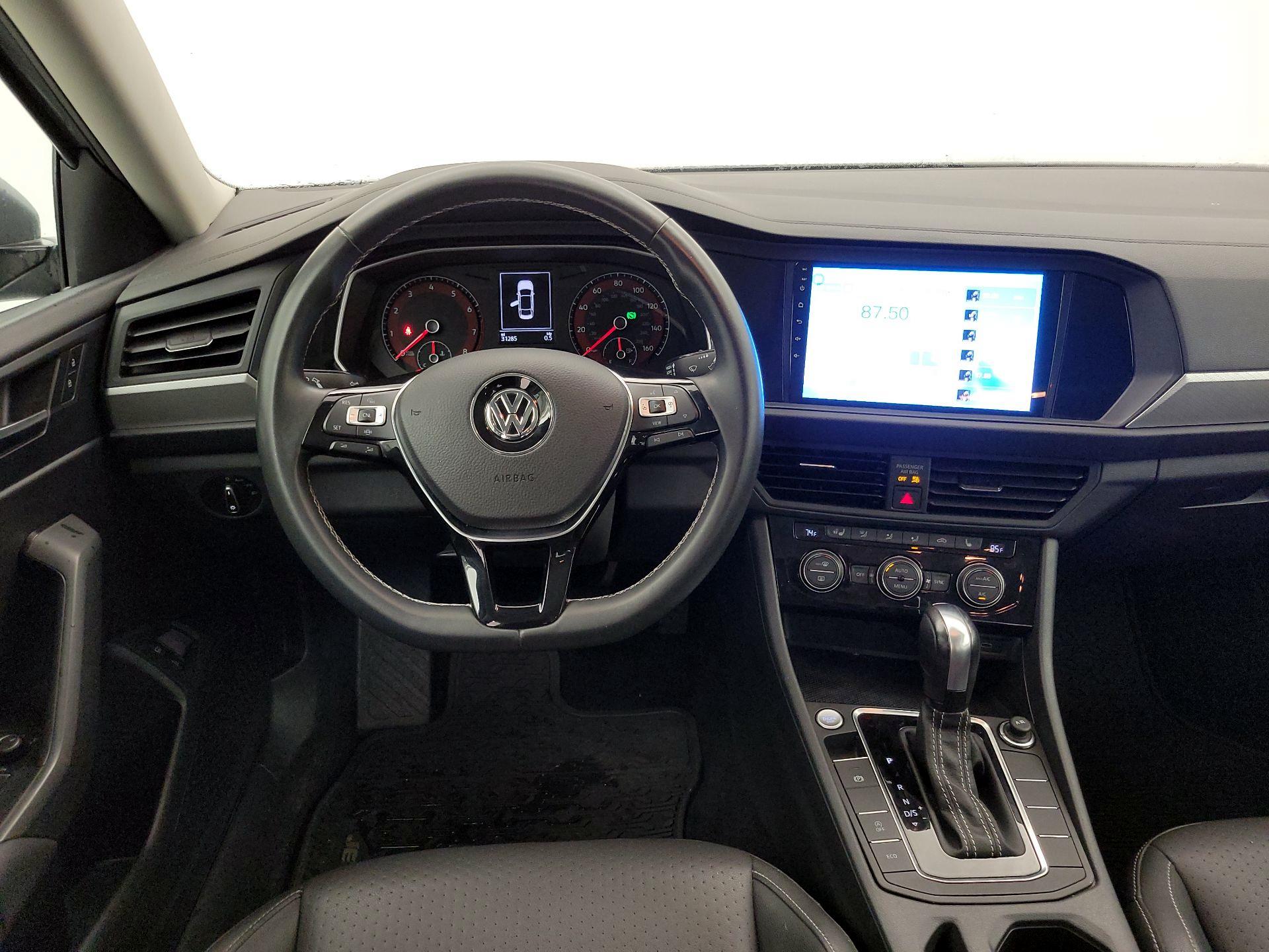 Thumbnail: 2021 Volkswagen Jetta - 10