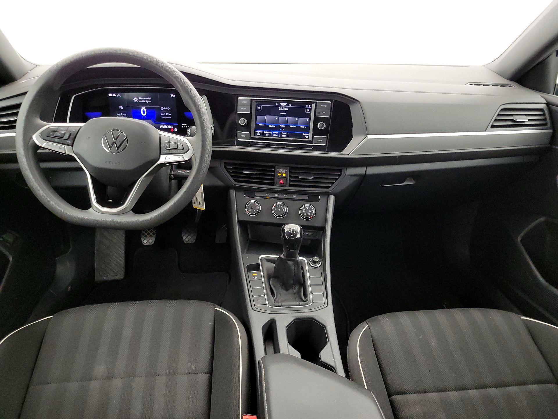 Thumbnail: 2022 Volkswagen Jetta - 9