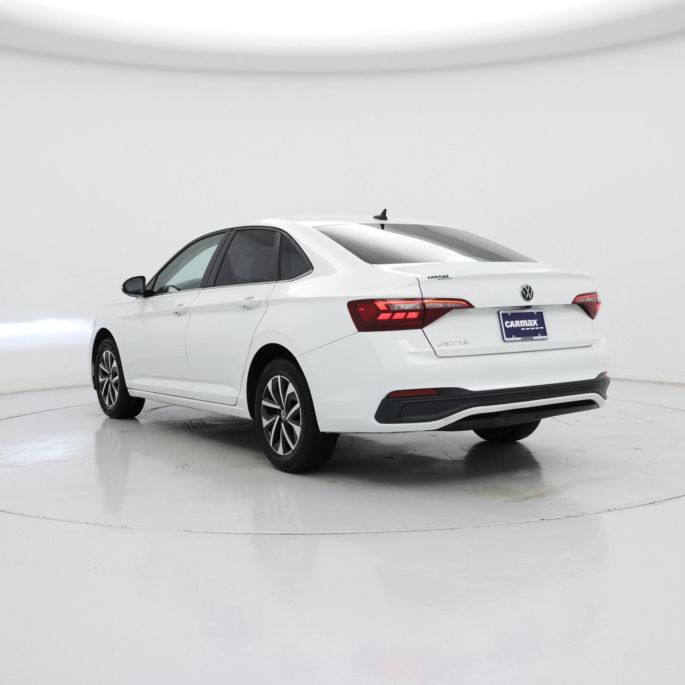 Thumbnail: 2023 Volkswagen Jetta - 2