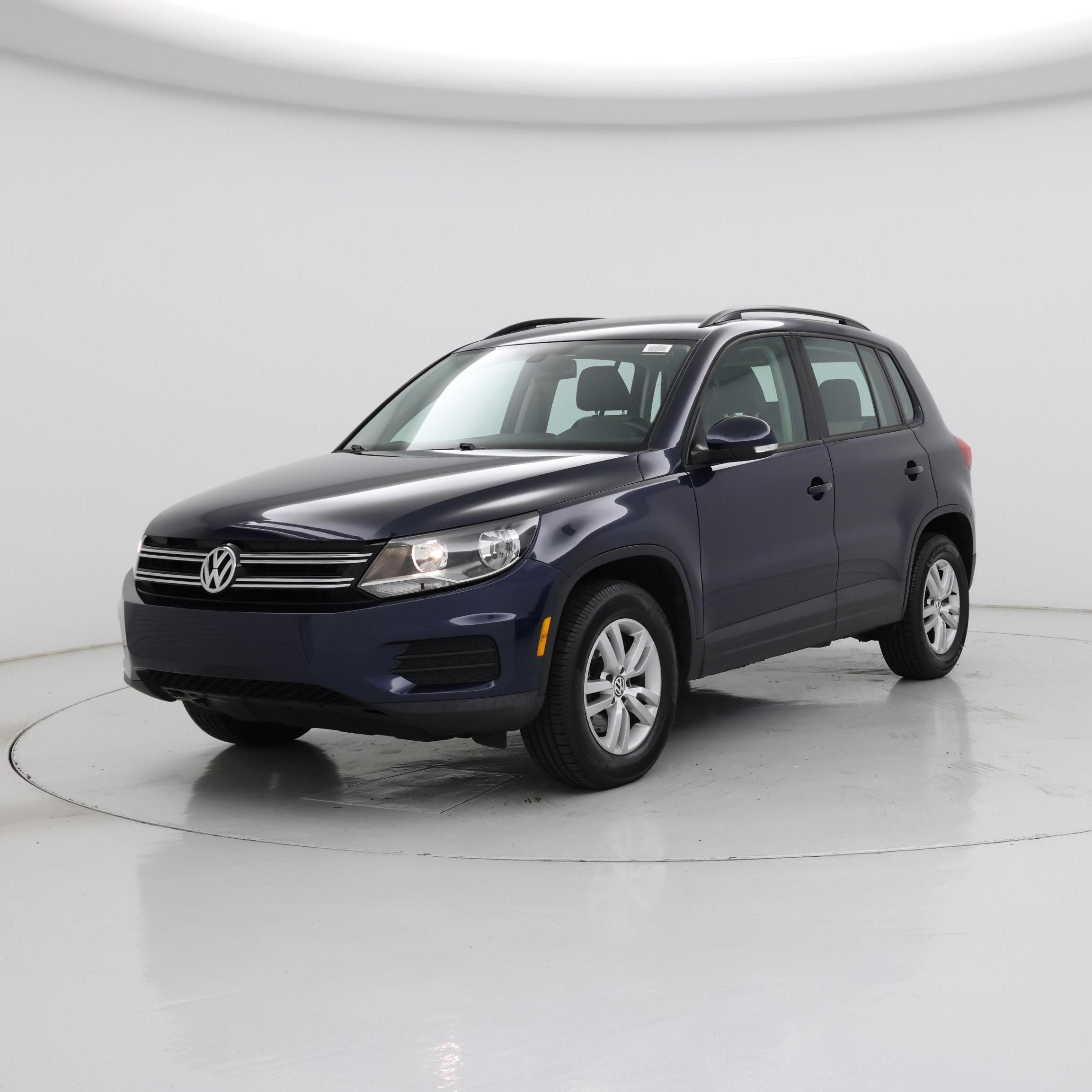 Thumbnail: 2016 Volkswagen Tiguan - 4