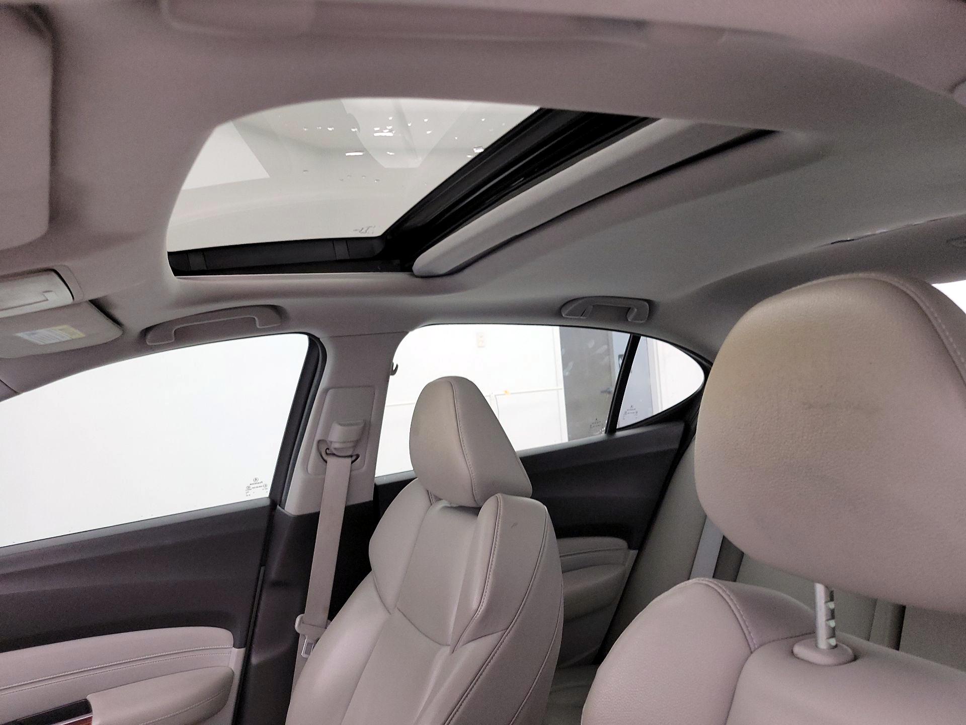 Thumbnail: 2016 Acura TLX - 19