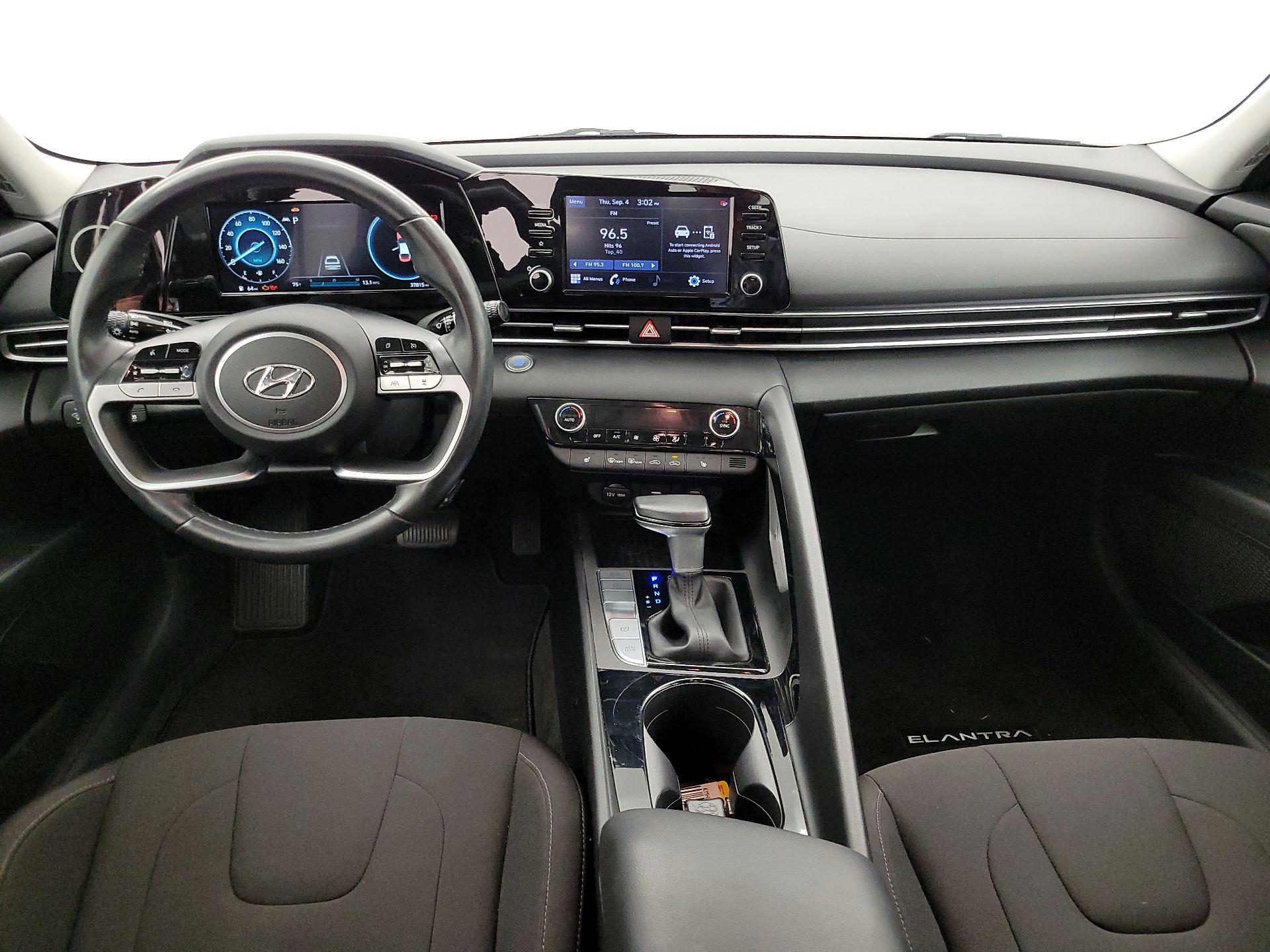 Thumbnail: 2022 Hyundai Elantra - 9