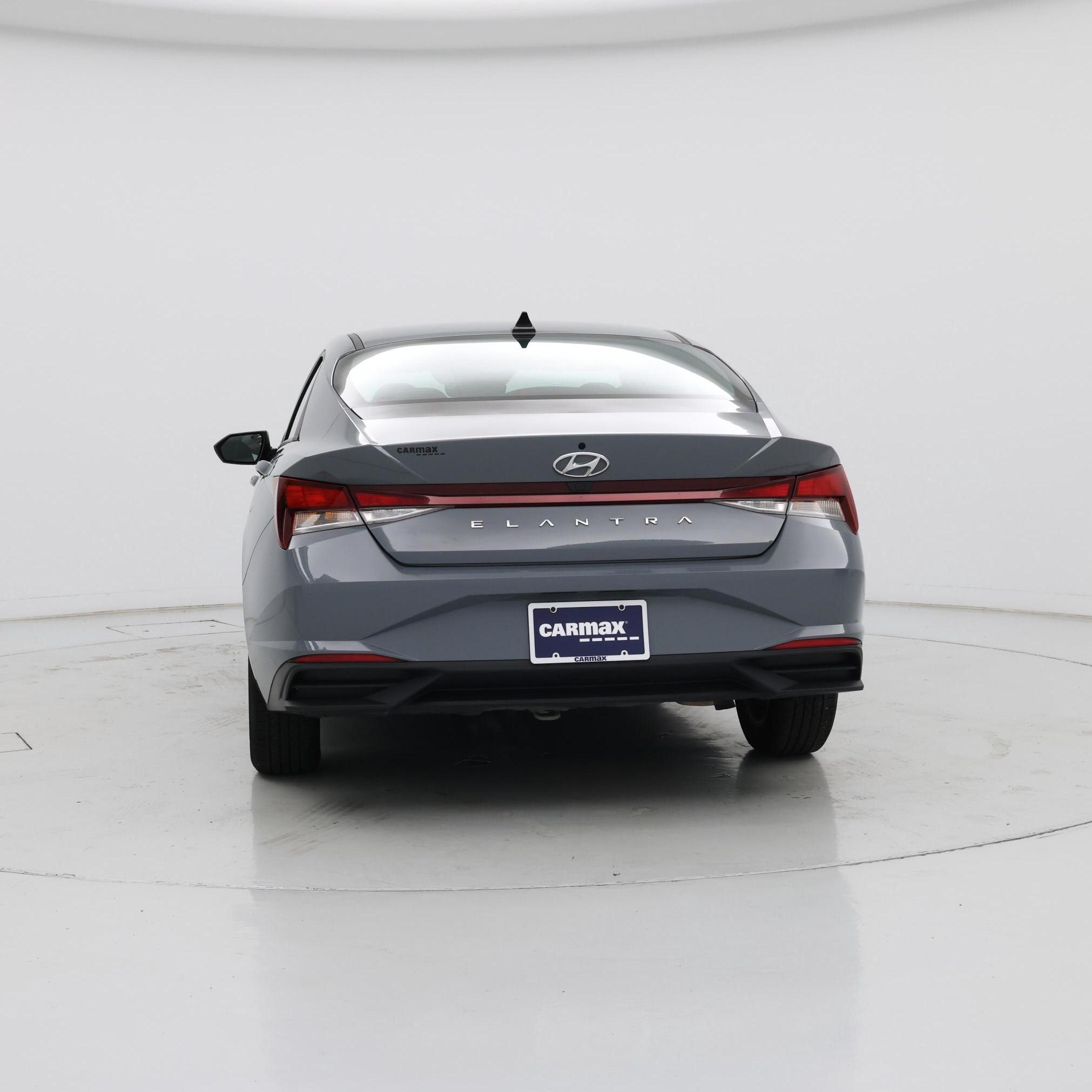 Thumbnail: 2022 Hyundai Elantra - 6