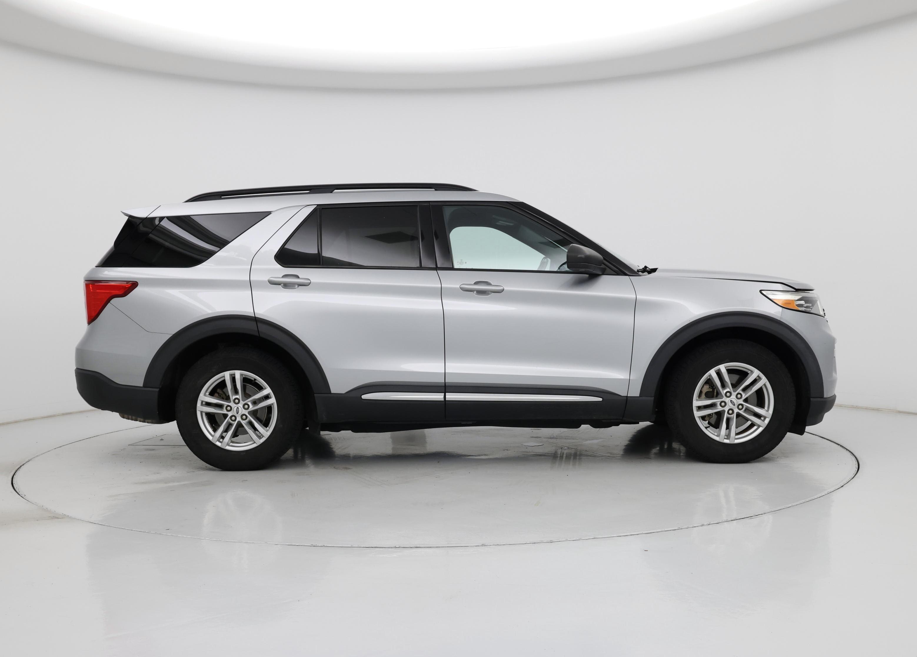 Thumbnail: 2020 Ford Explorer - 7