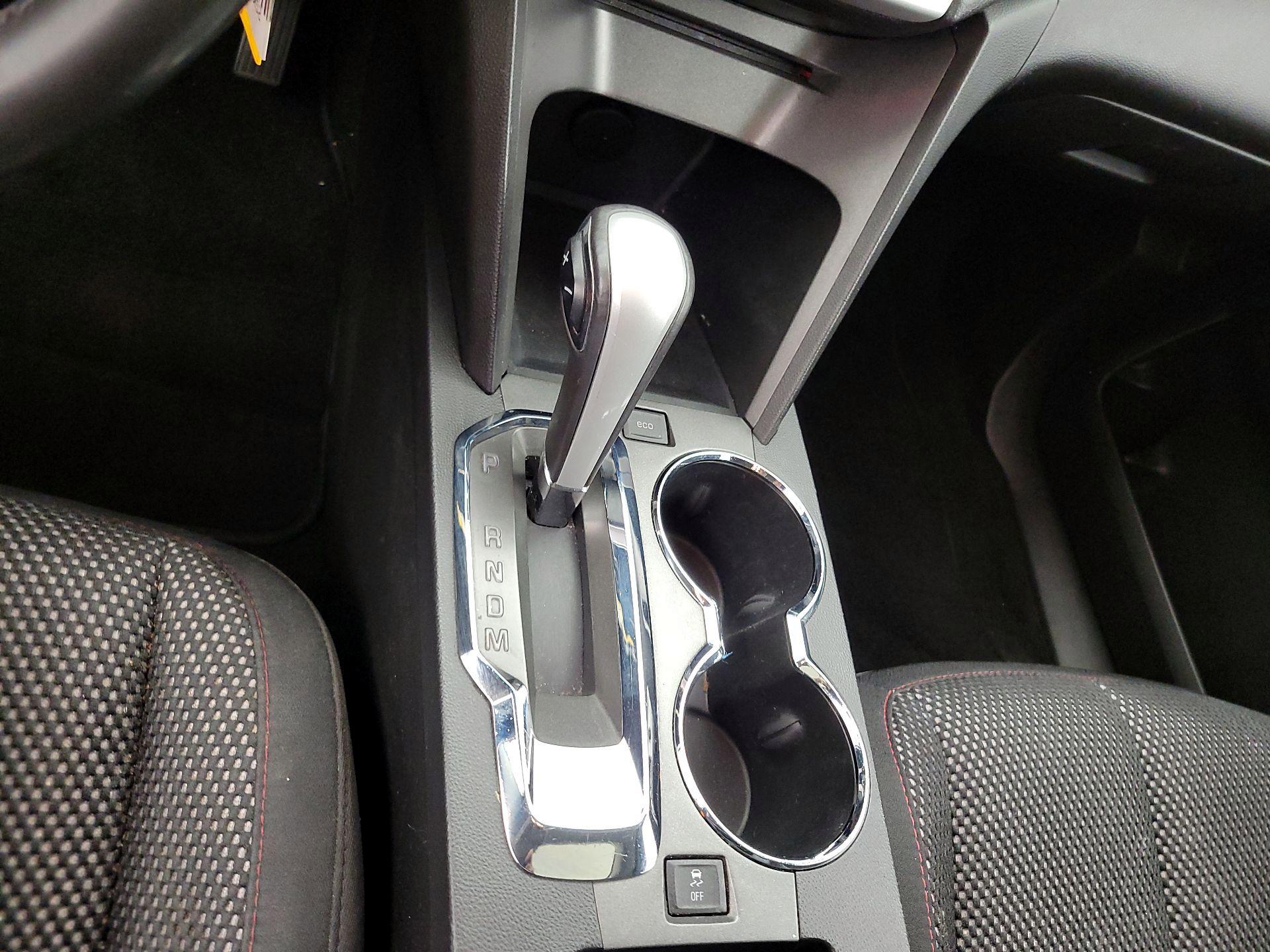 Thumbnail: 2014 GMC Terrain - 17