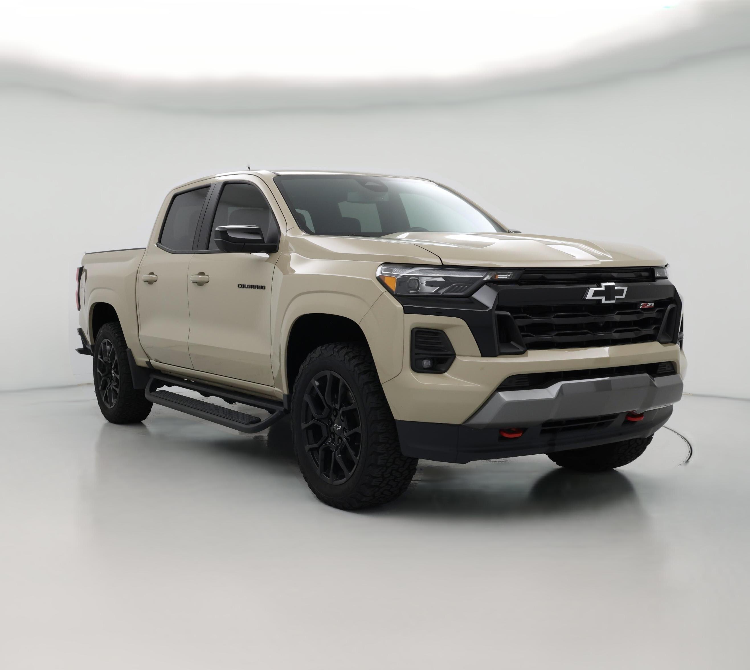 Thumbnail: 2023 Chevrolet Colorado - 1