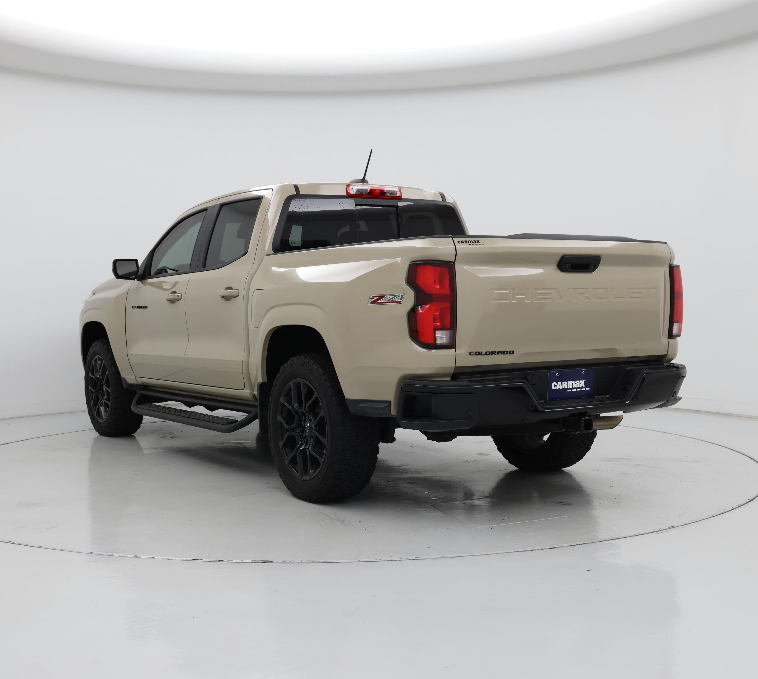 Thumbnail: 2023 Chevrolet Colorado - 2