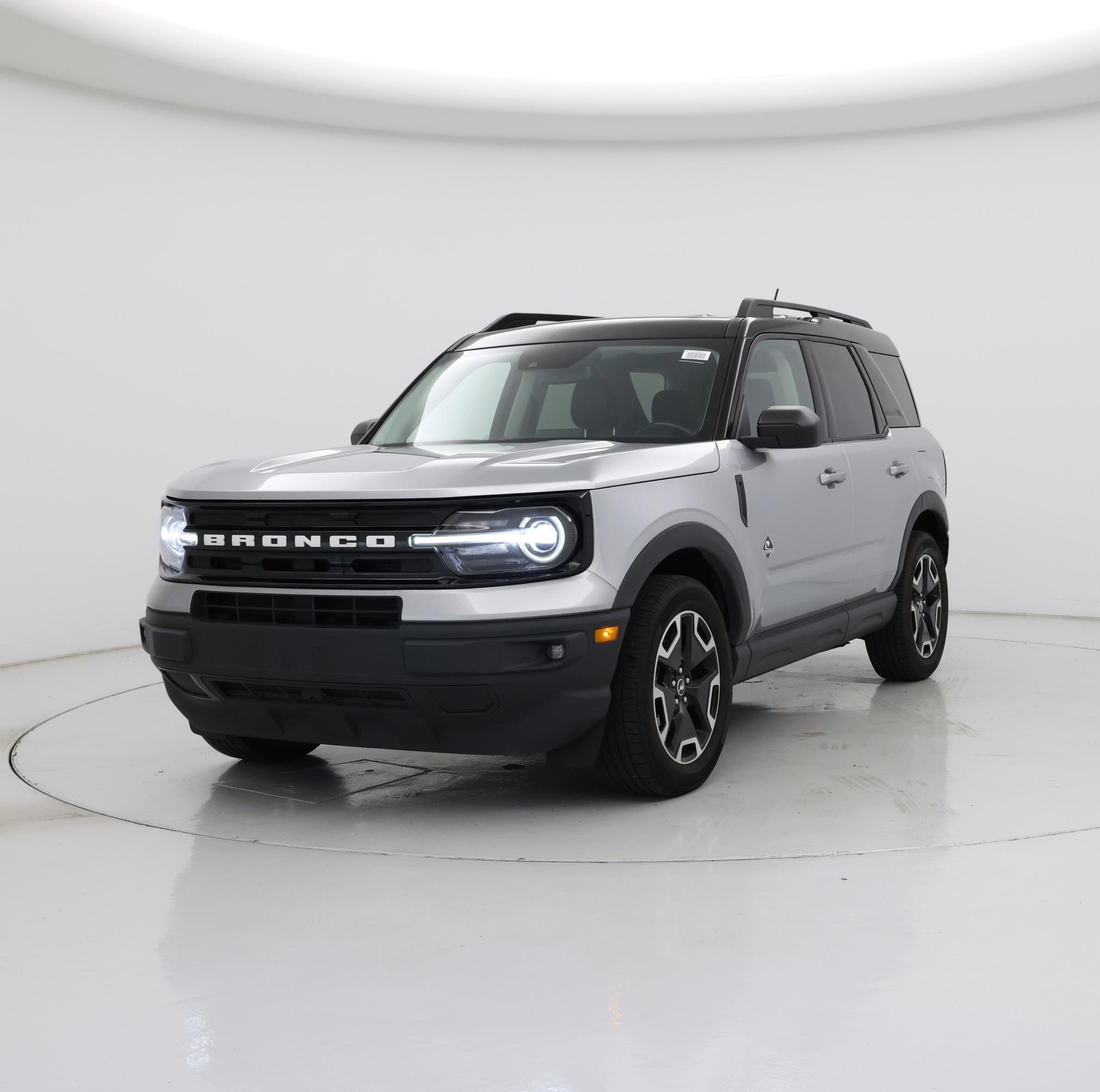 Thumbnail: 2021 Ford Bronco Sport - 4
