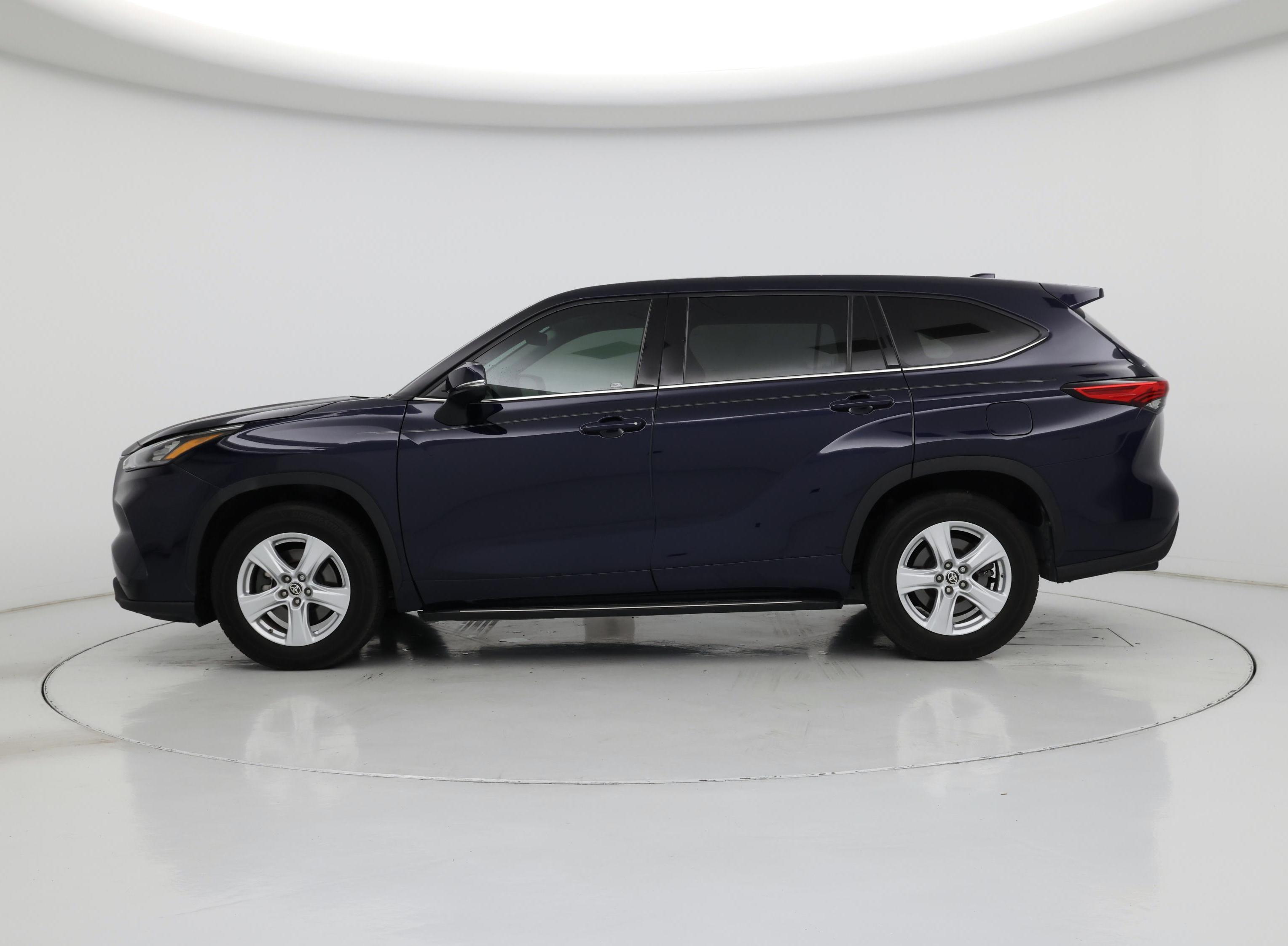 Thumbnail: 2020 Toyota Highlander - 3