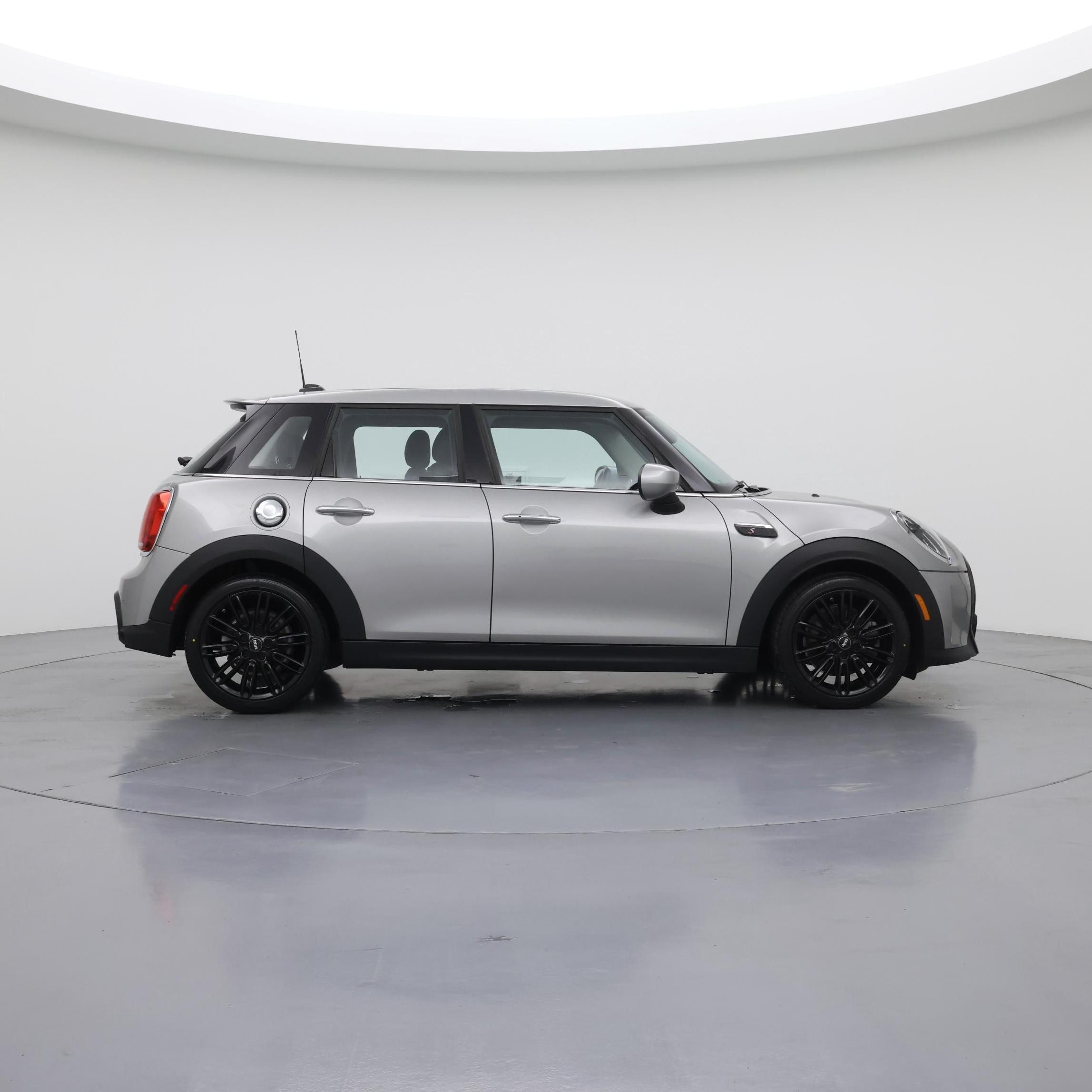 Thumbnail: 2024 MINI Cooper Hardtop - 7