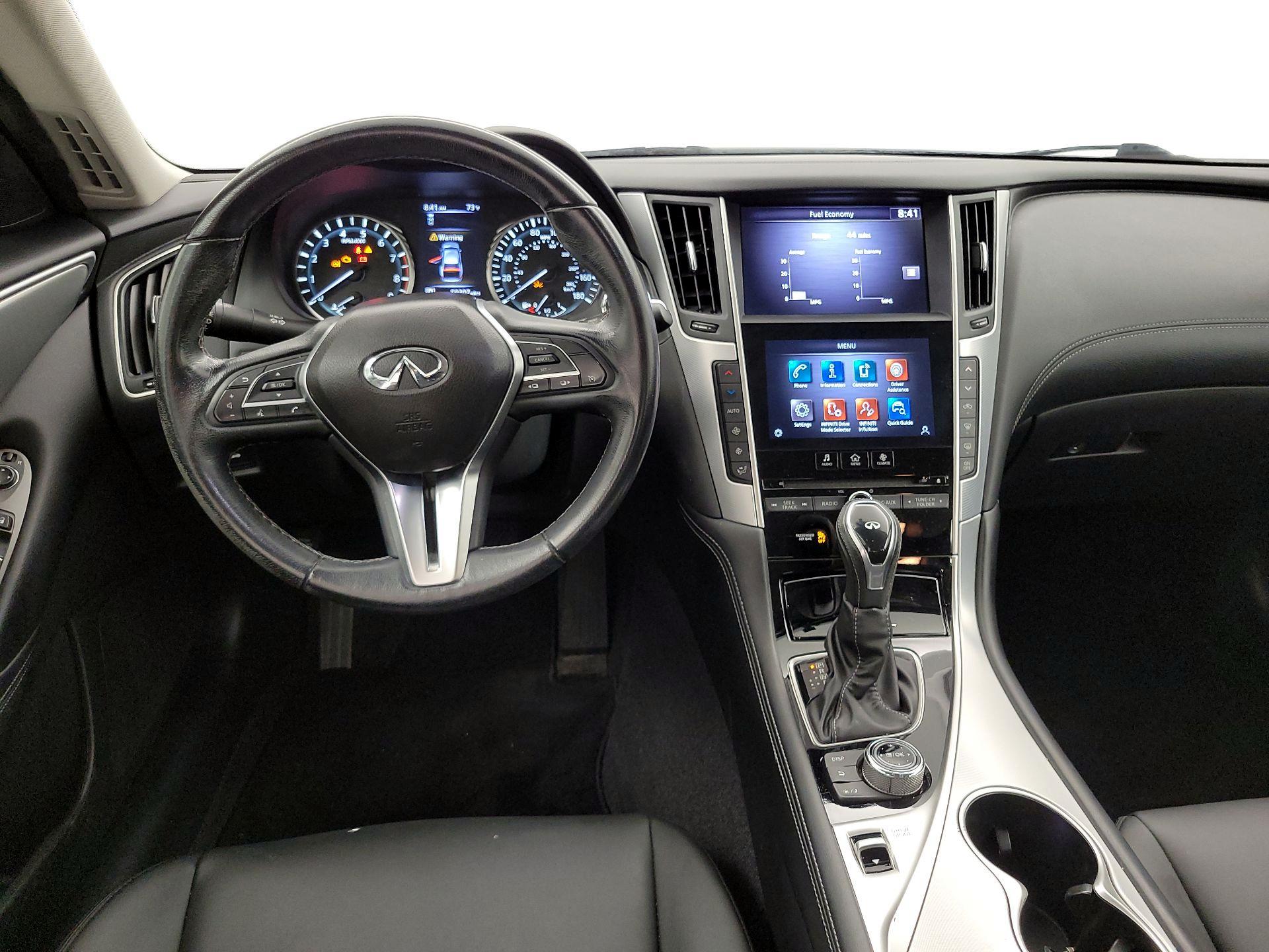 Thumbnail: 2020 INFINITI Q50 - 10