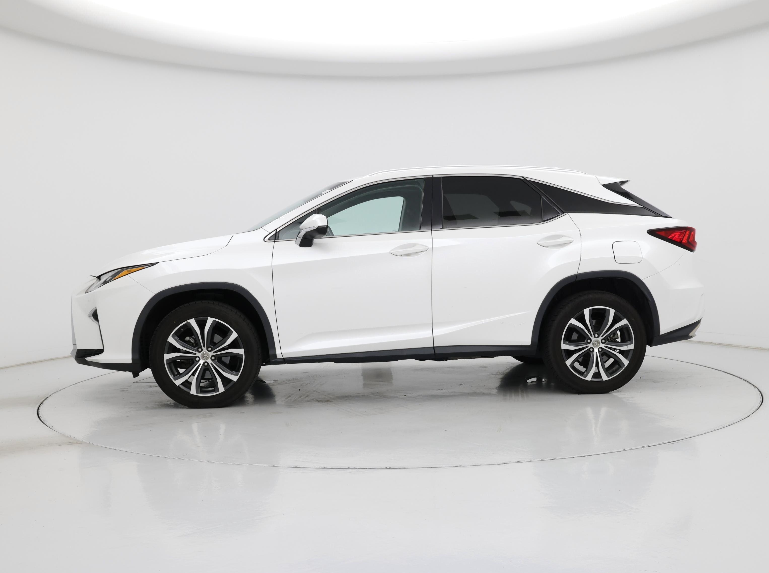 Thumbnail: 2016 Lexus RX - 3