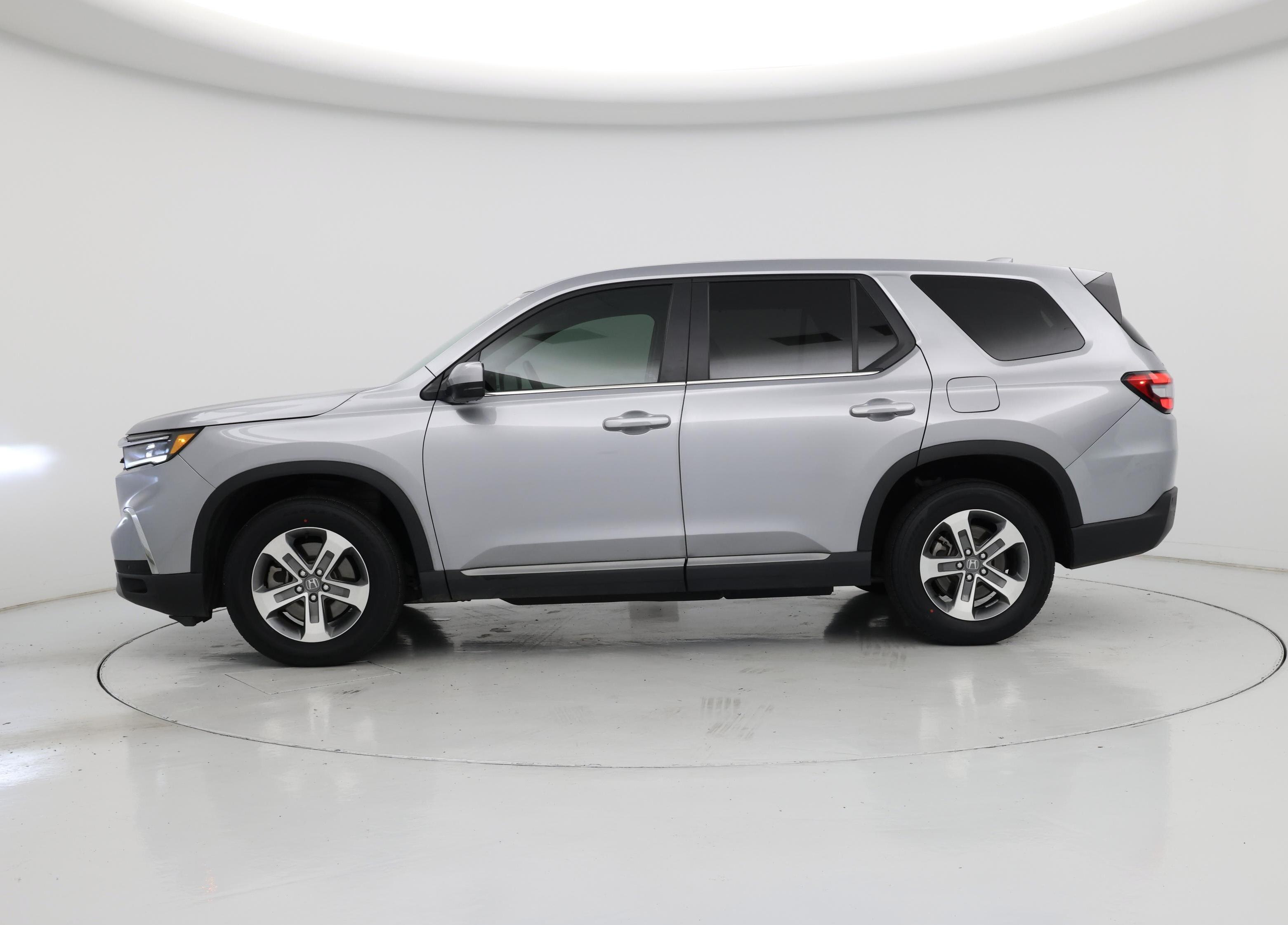 Thumbnail: 2024 Honda Pilot - 3