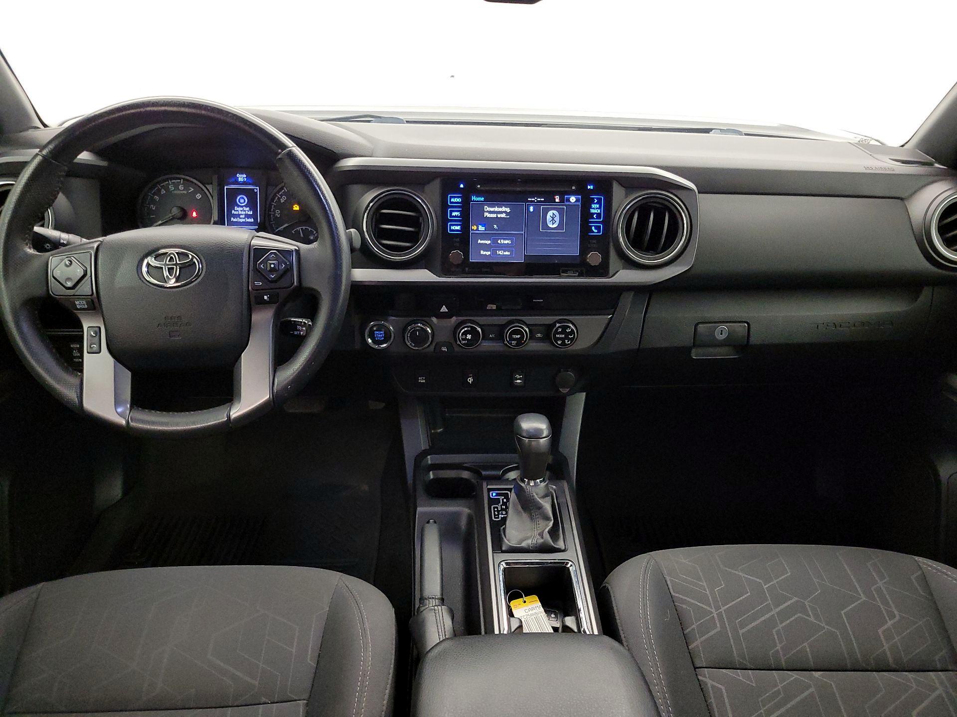Thumbnail: 2017 Toyota Tacoma - 9