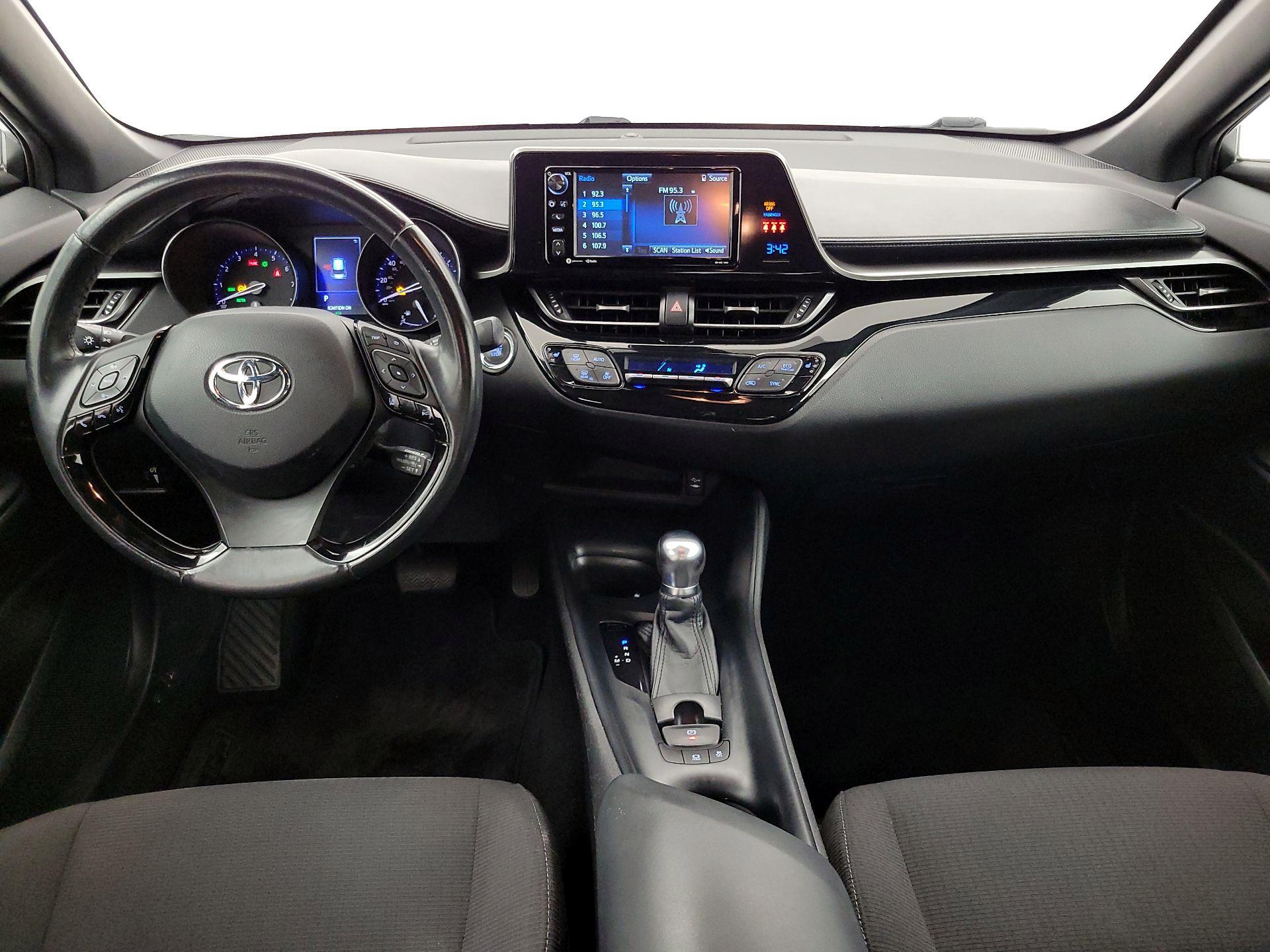 Thumbnail: 2018 Toyota C-HR - 9