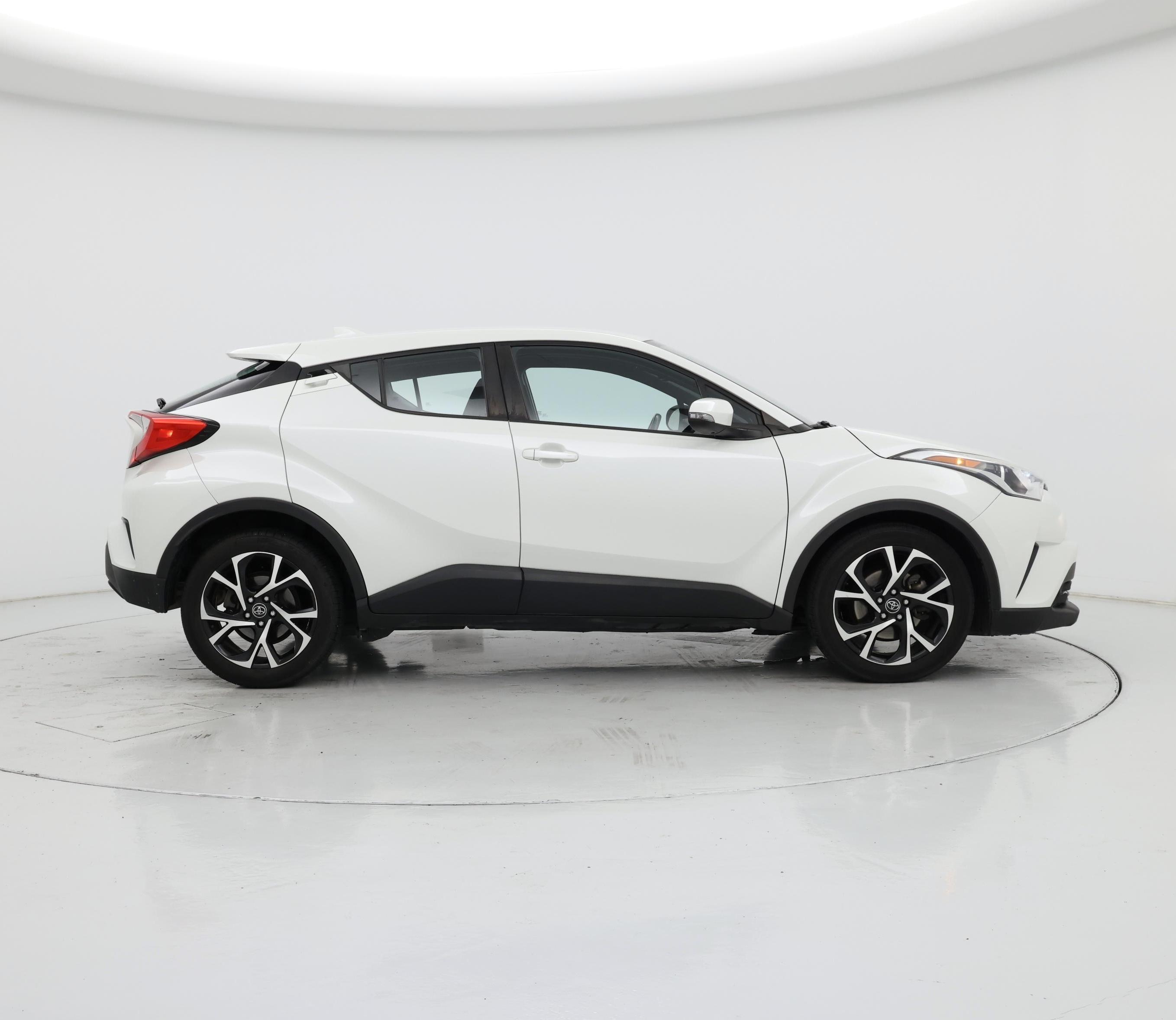 Thumbnail: 2018 Toyota C-HR - 7