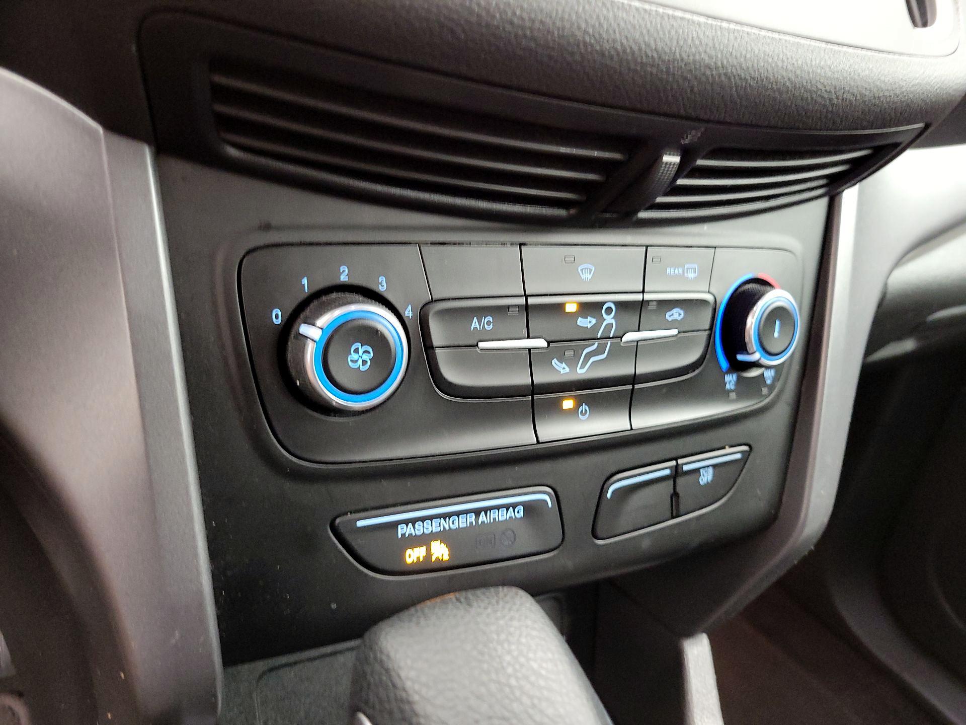 Thumbnail: 2019 Ford Escape - 16