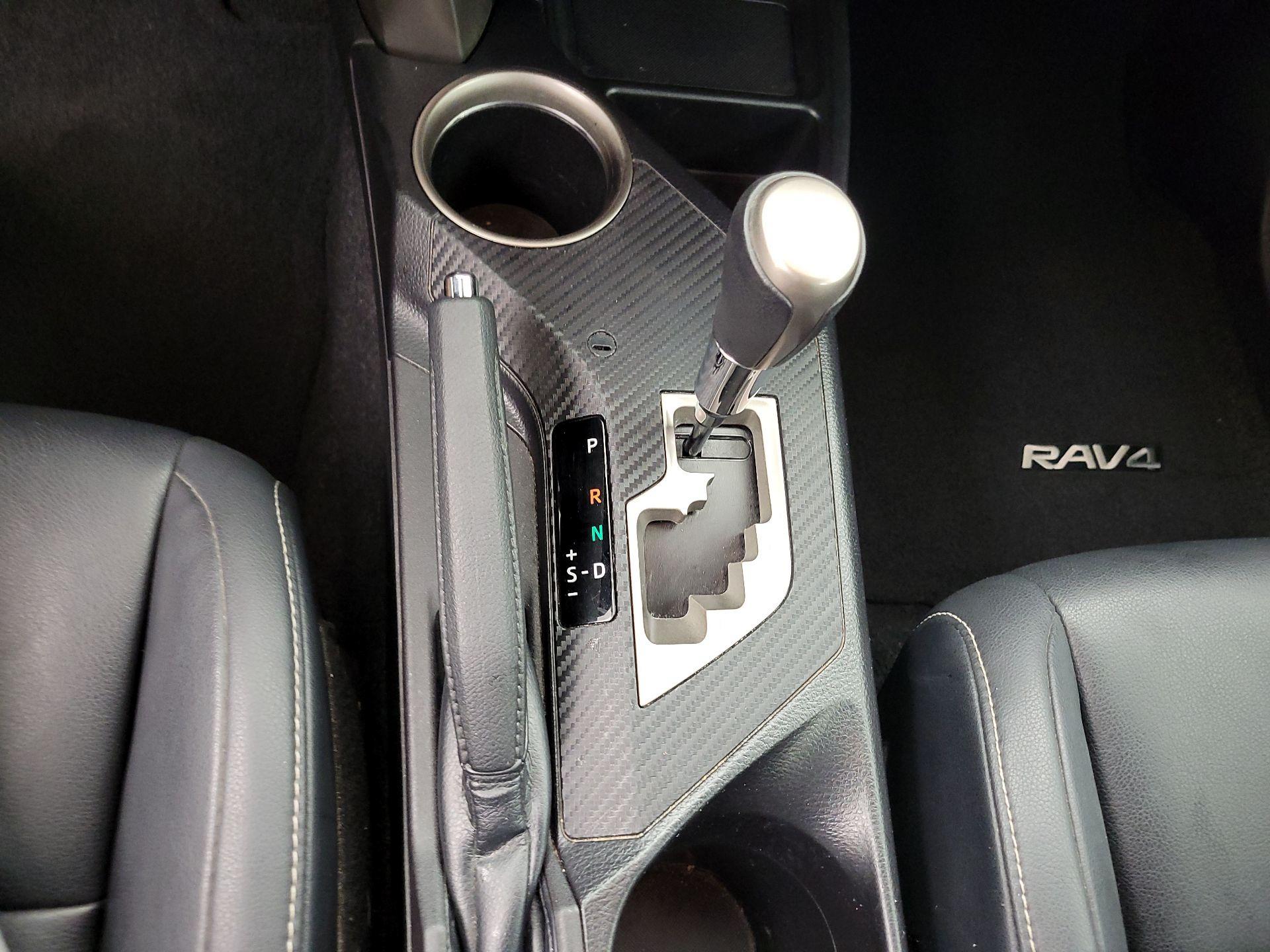 Thumbnail: 2014 Toyota RAV4 - 17