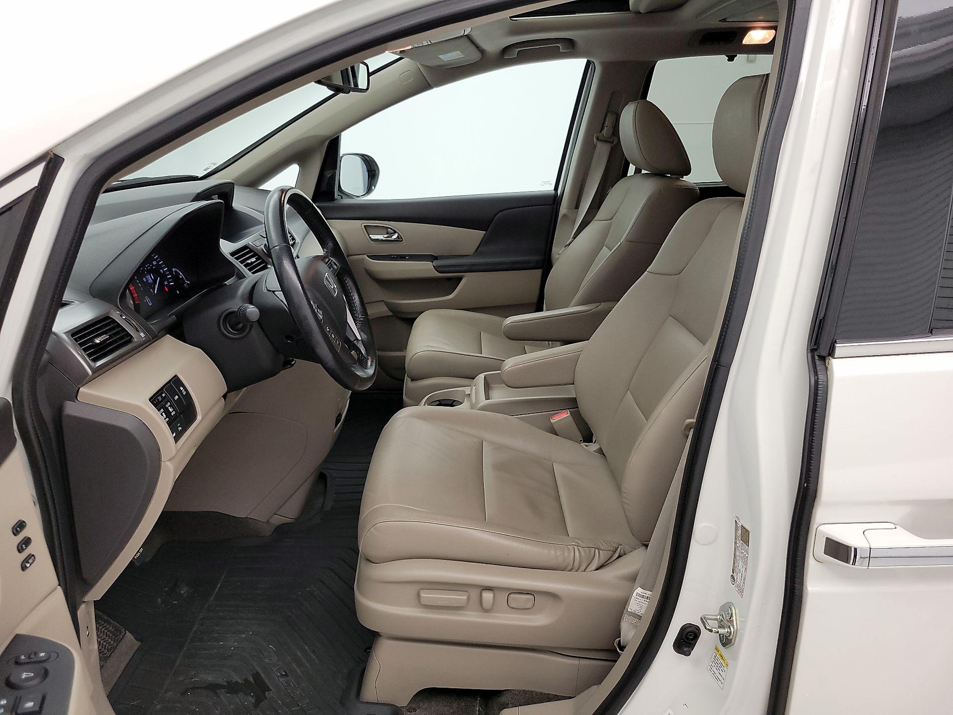 Thumbnail: 2016 Honda Odyssey - 11