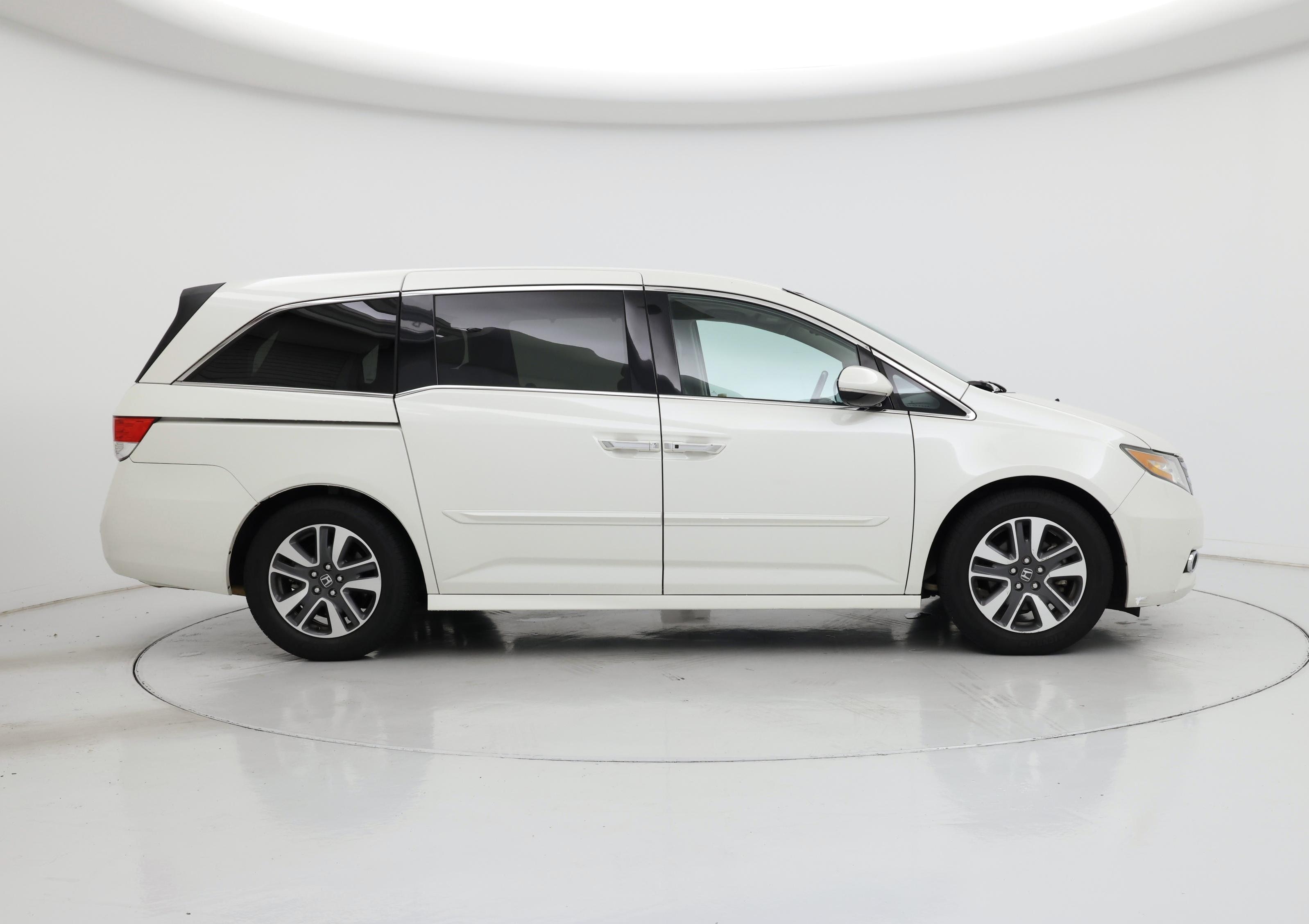 Thumbnail: 2016 Honda Odyssey - 7