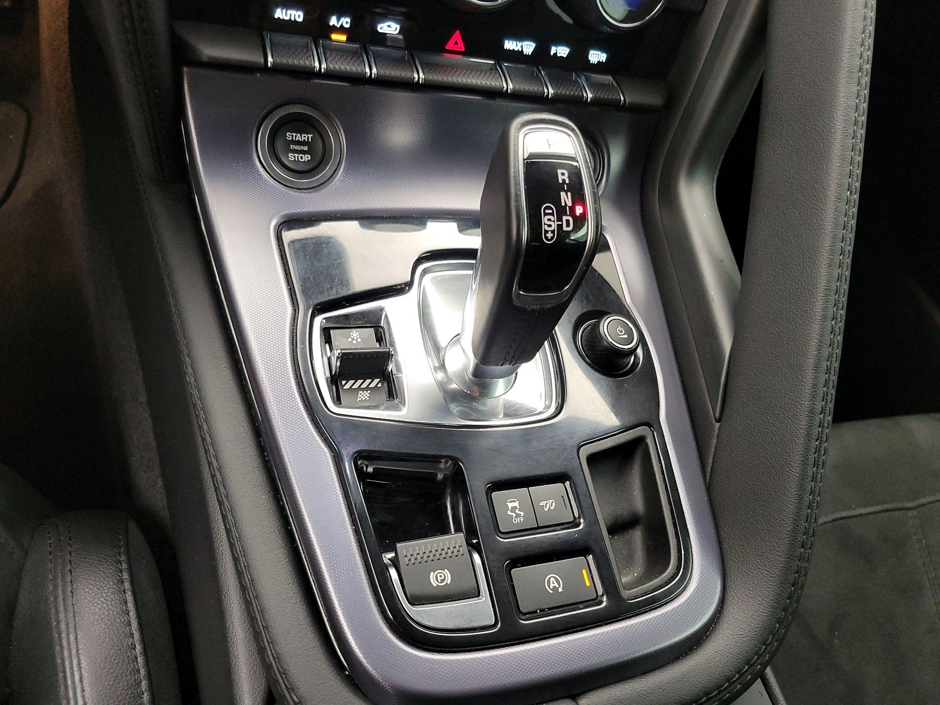 Thumbnail: 2019 Jaguar F-Type - 18