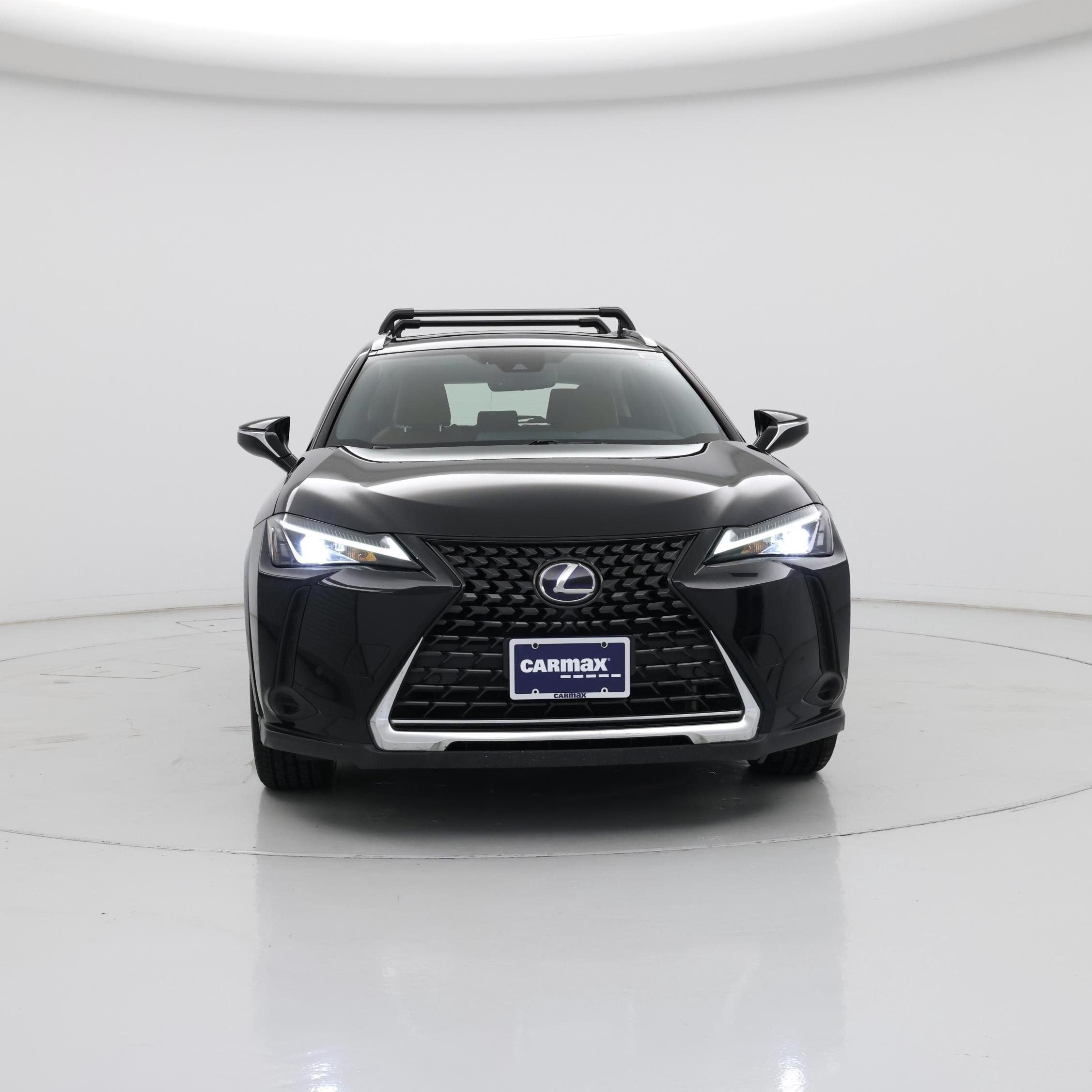 Thumbnail: 2022 Lexus UX - 5