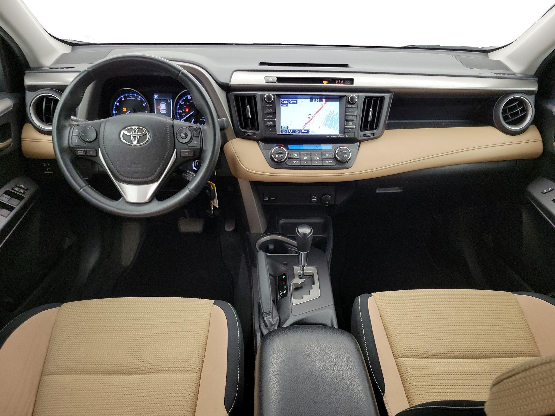 Thumbnail: 2017 Toyota RAV4 - 9