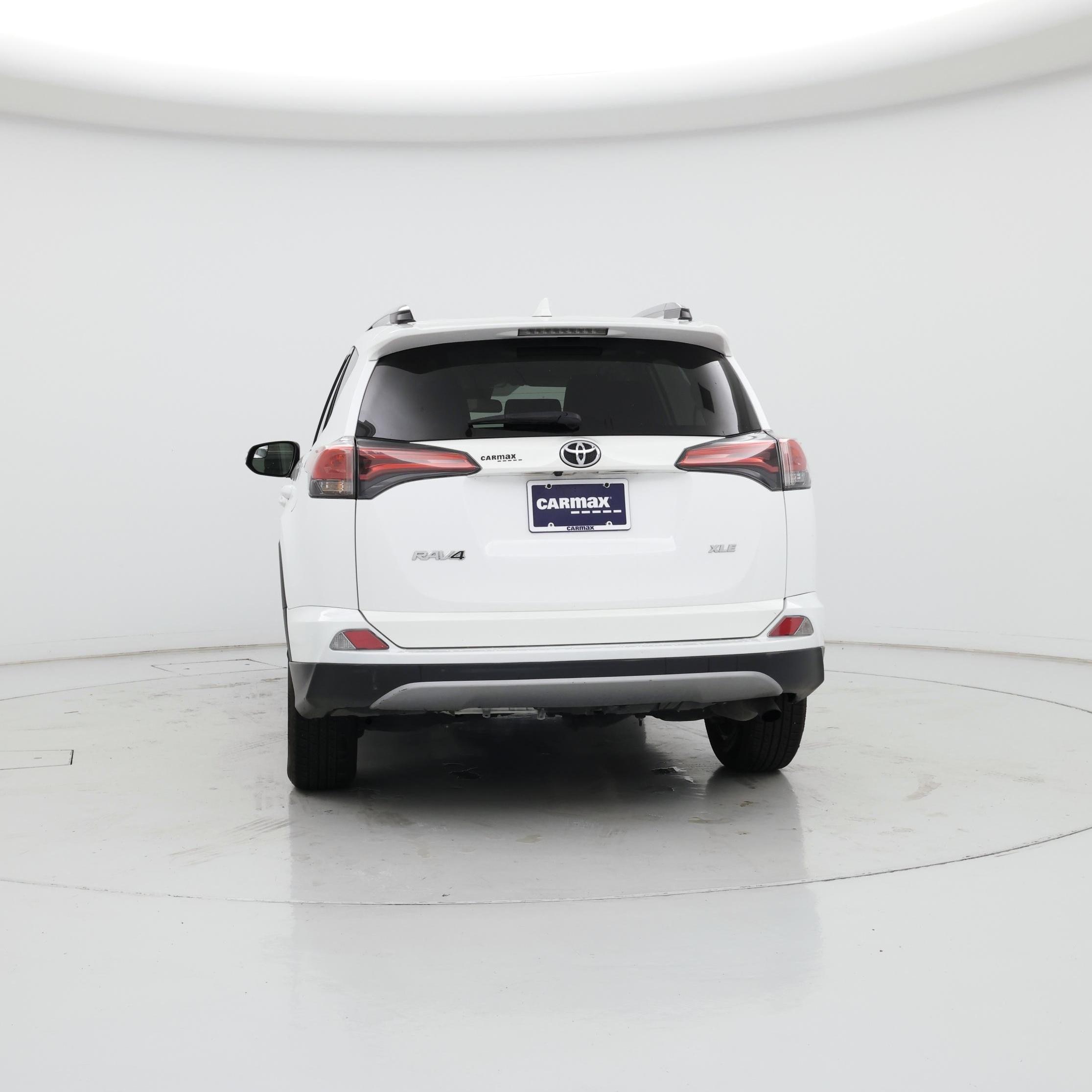 Thumbnail: 2017 Toyota RAV4 - 6