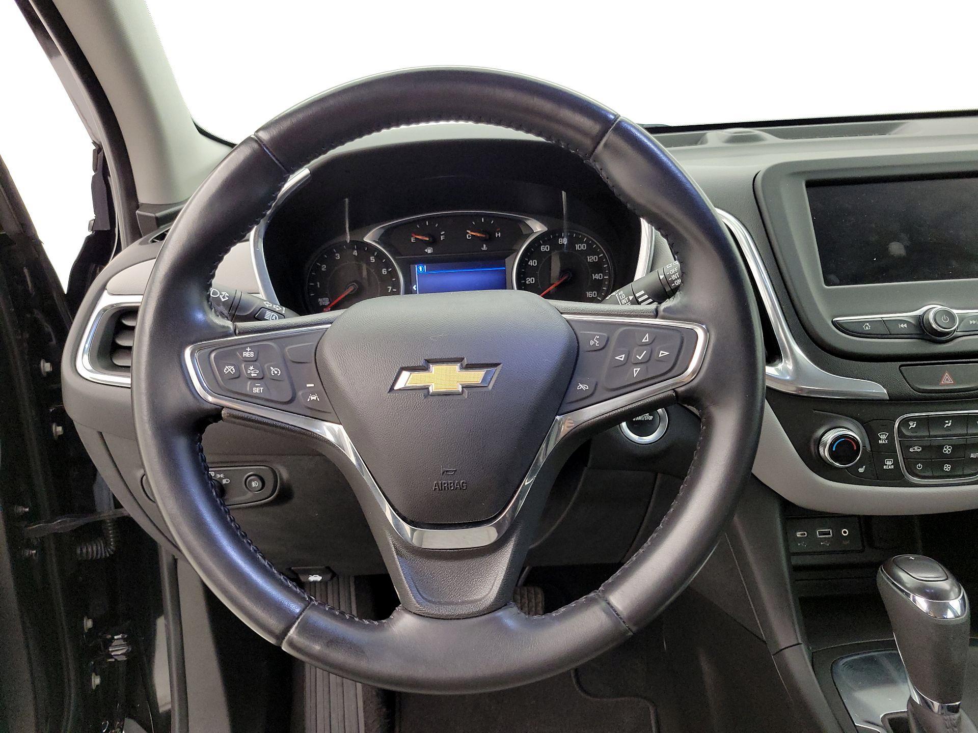 Thumbnail: 2021 Chevrolet Equinox - 10