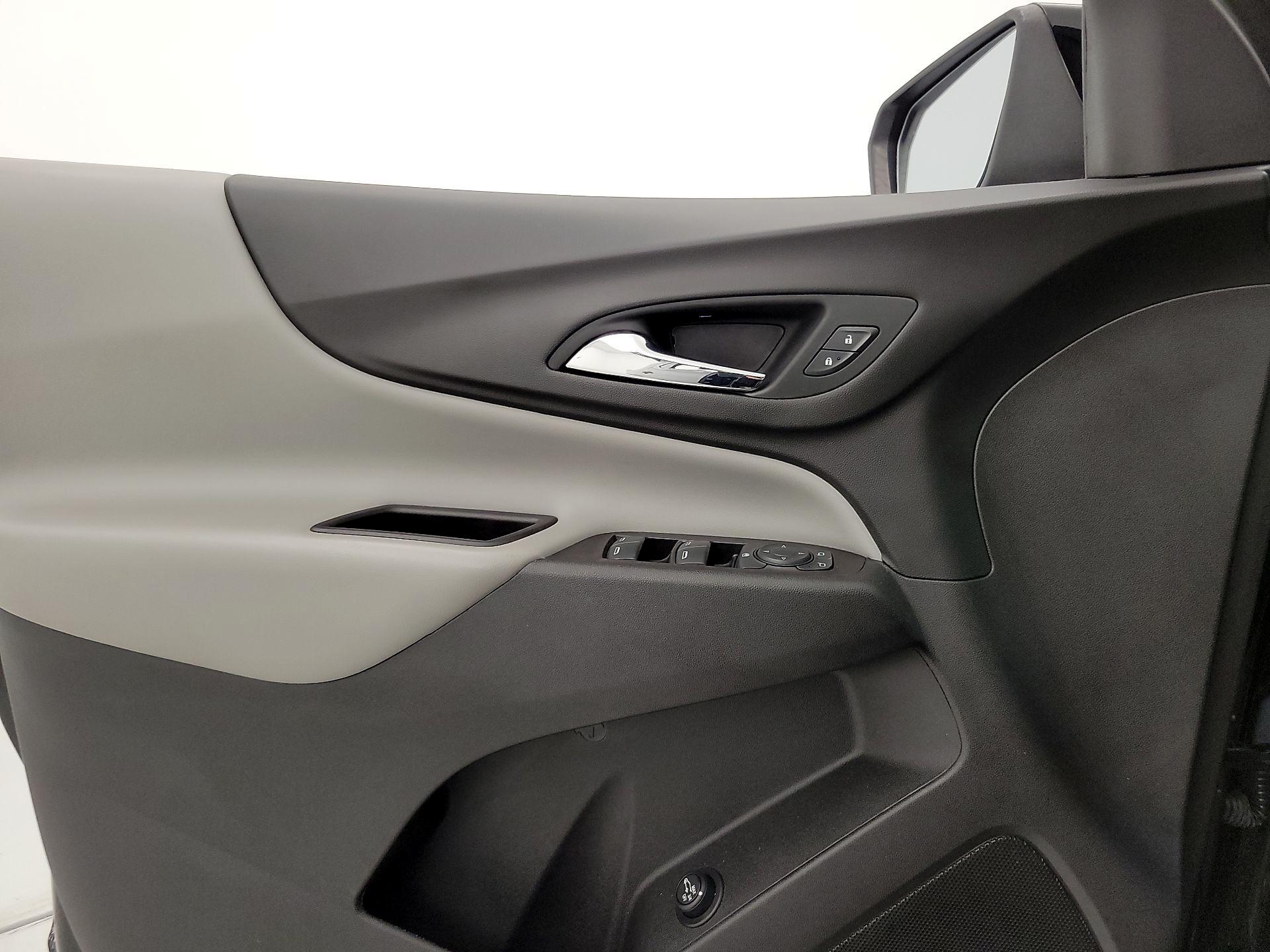 Thumbnail: 2021 Chevrolet Equinox - 12