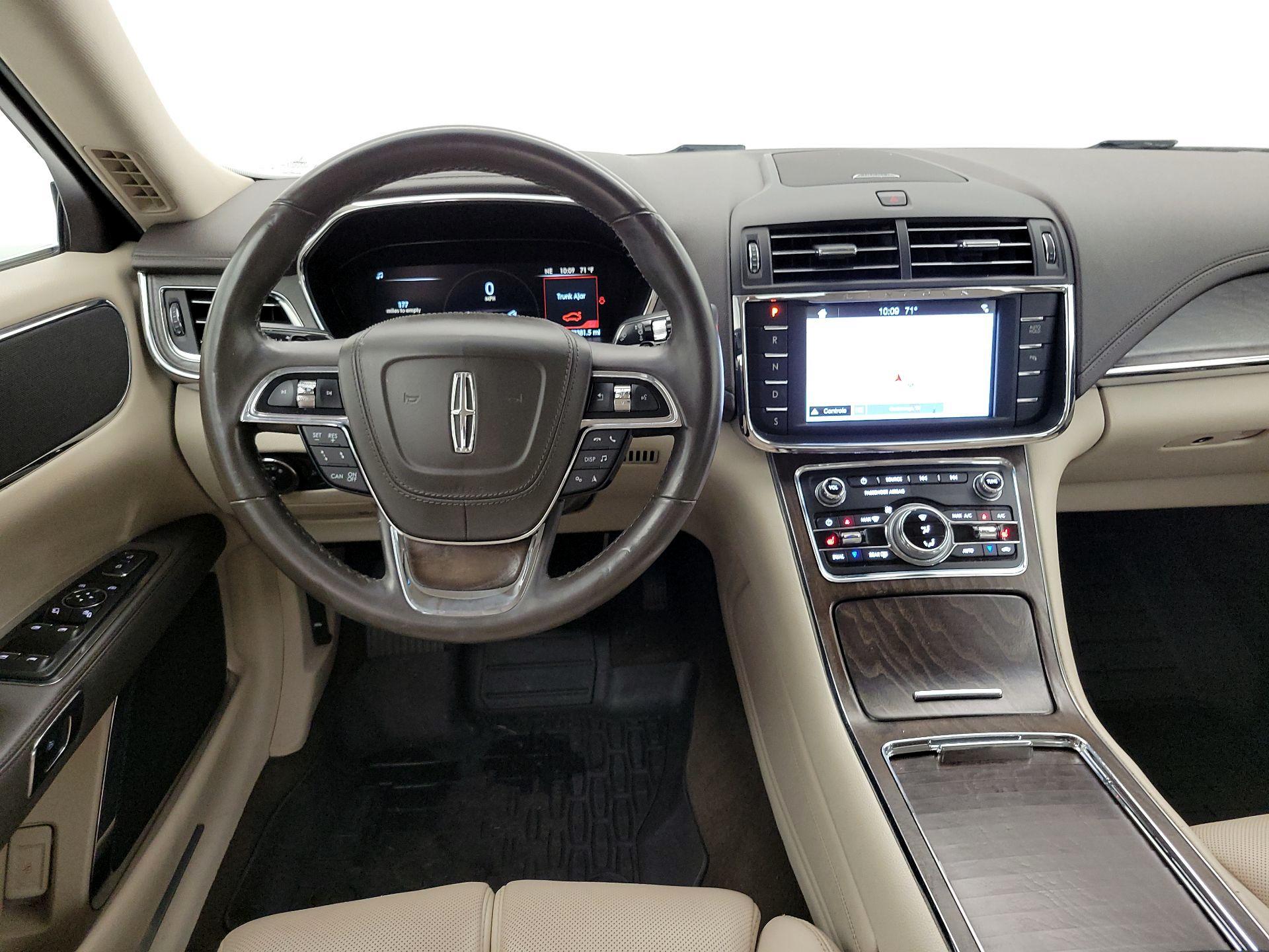 Thumbnail: 2019 Lincoln Continental - 10