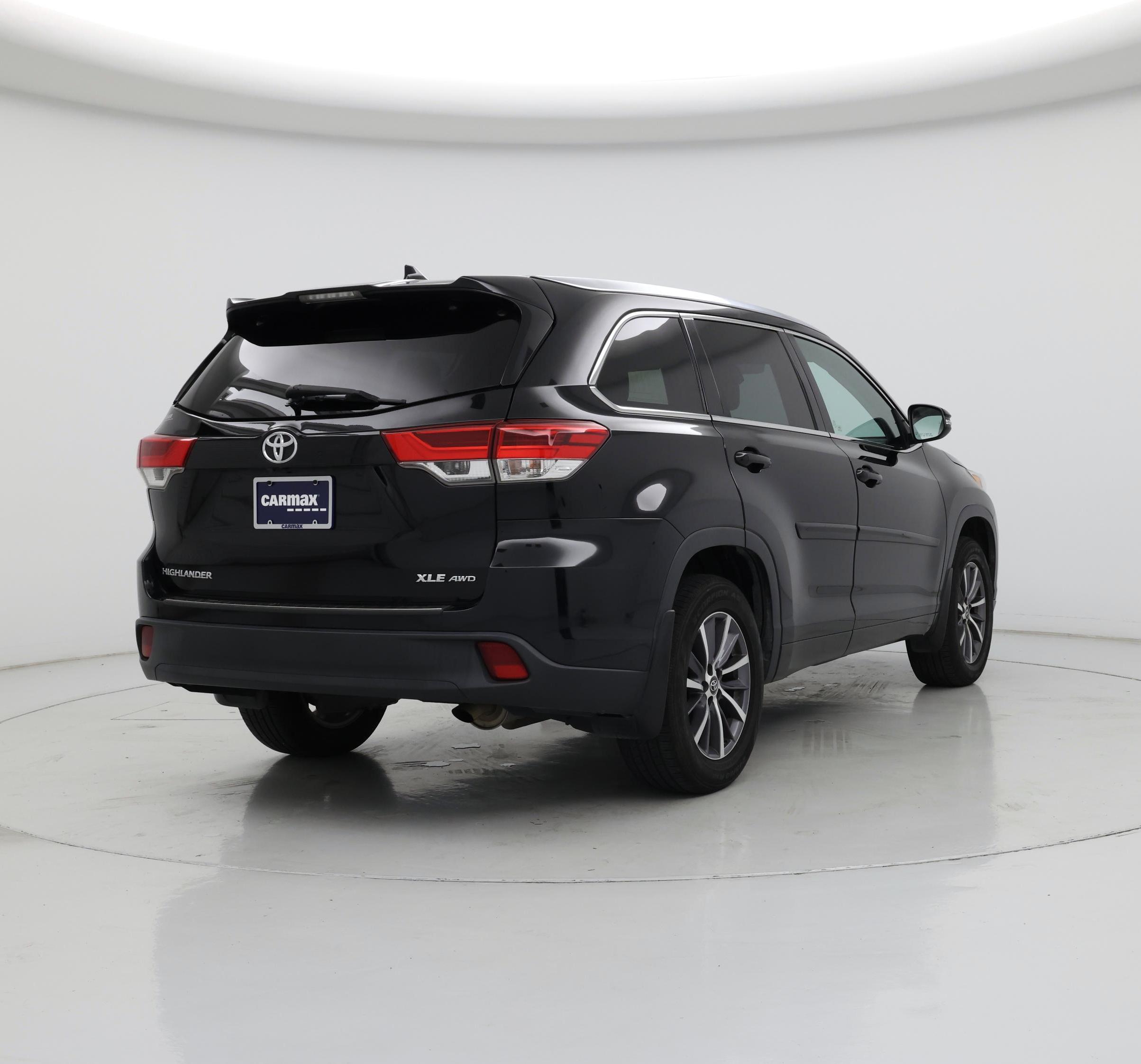 Thumbnail: 2018 Toyota Highlander - 8