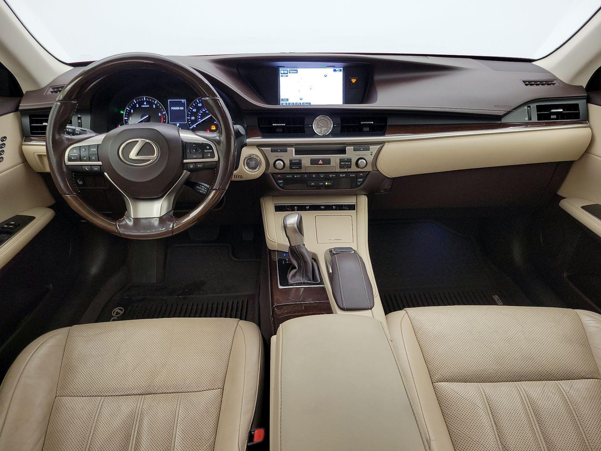 Thumbnail: 2016 Lexus ES - 9