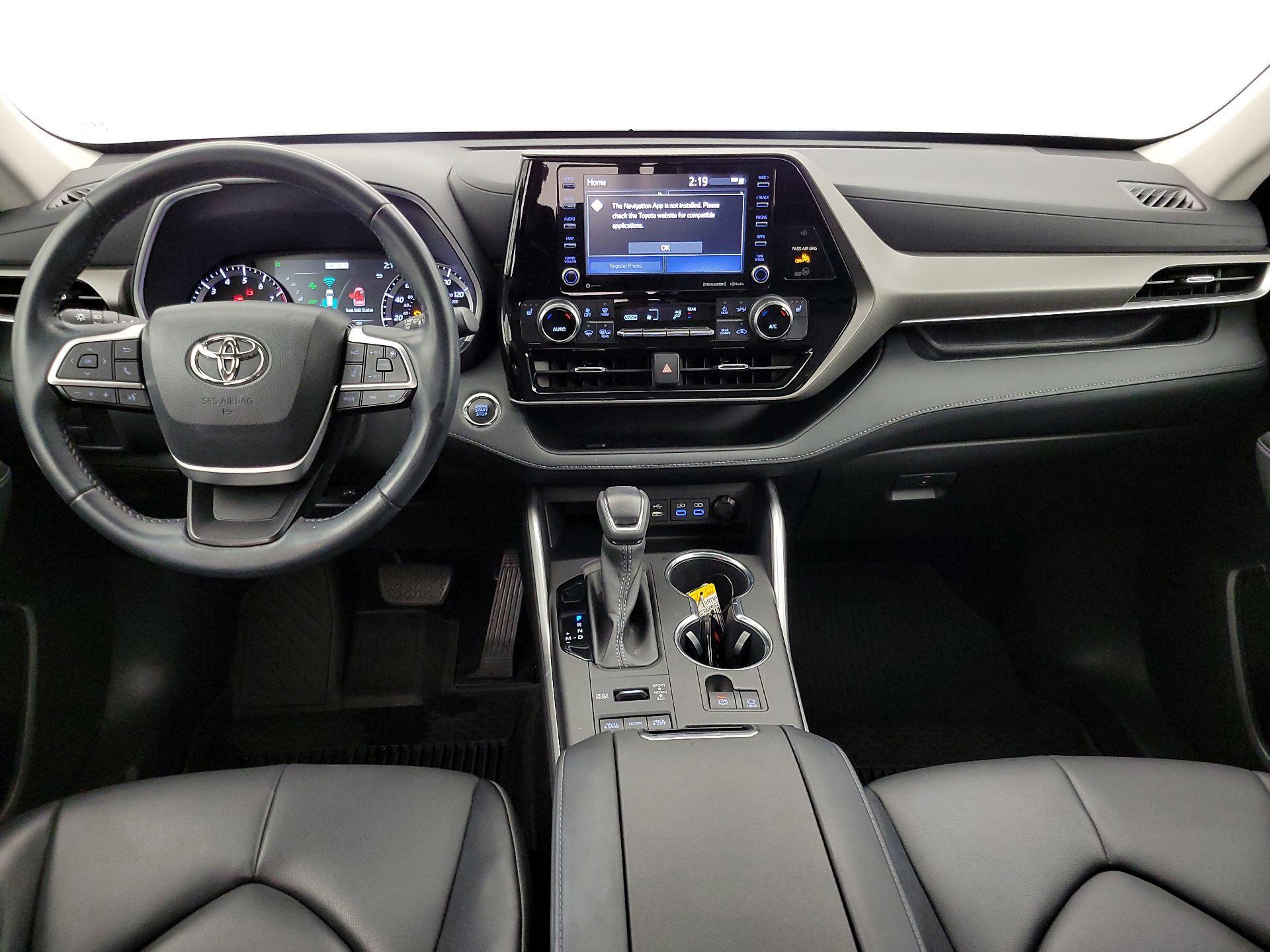 Thumbnail: 2022 Toyota Highlander - 9